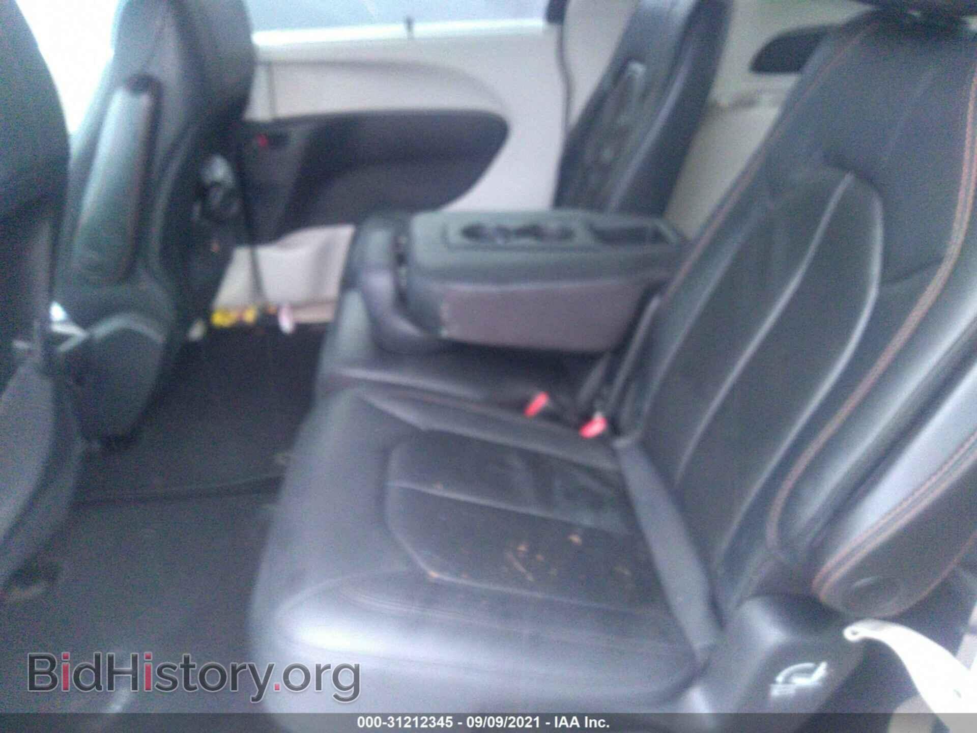 2020 CHRYSLER PACIFICA - VIN: 2C4RC1BG9LR106469 - Фото 8