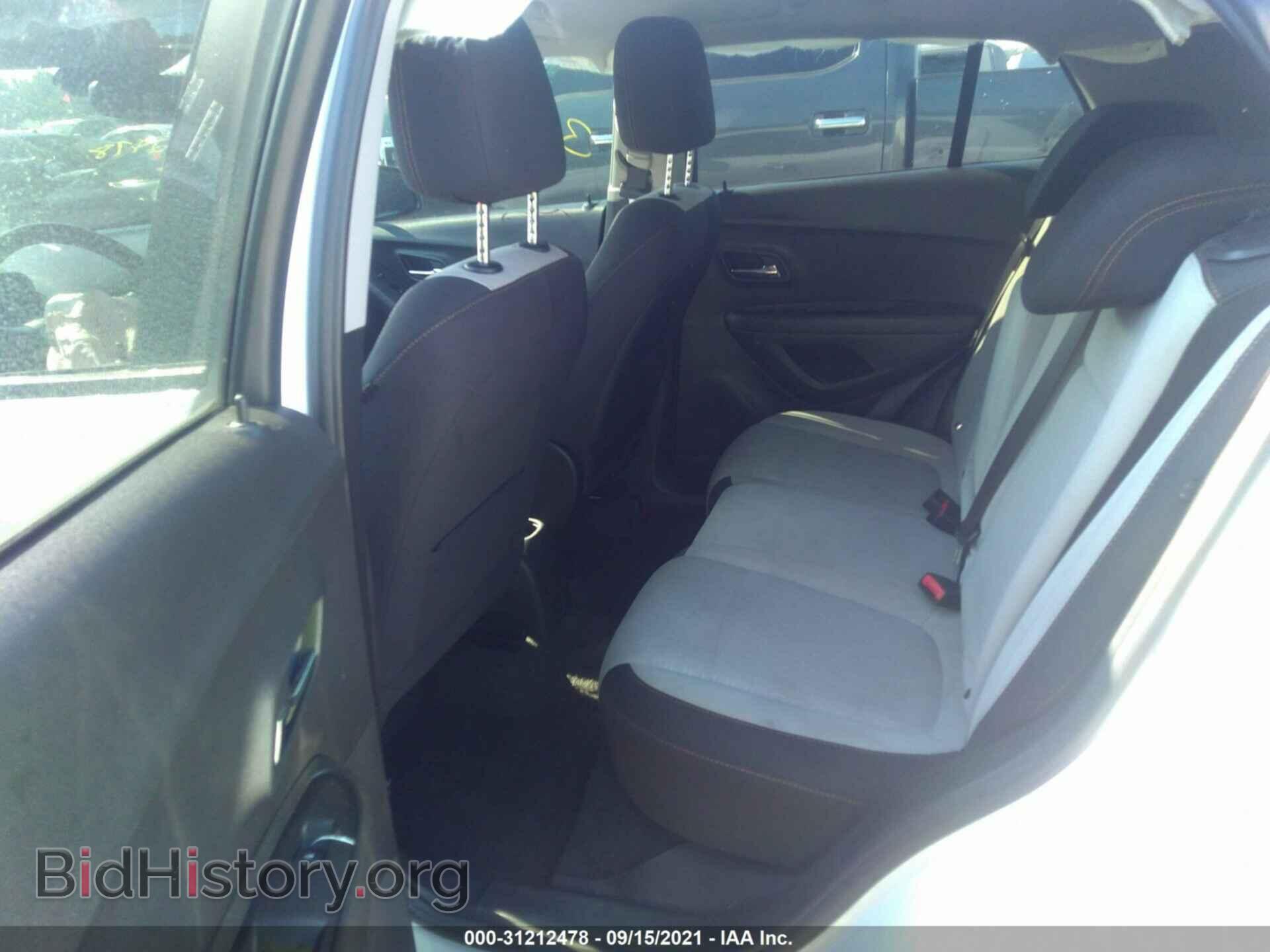 2020 CHEVROLET TRAX - VIN: 3GNCJNSB5LL172013 - Photo 8