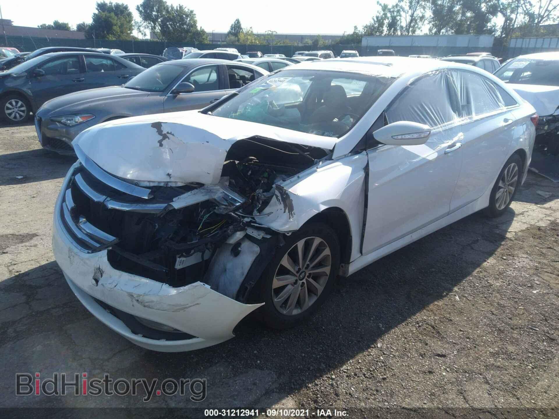 2014 HYUNDAI SONATA - VIN: 5NPEC4AC9EH857201 - Фото 2