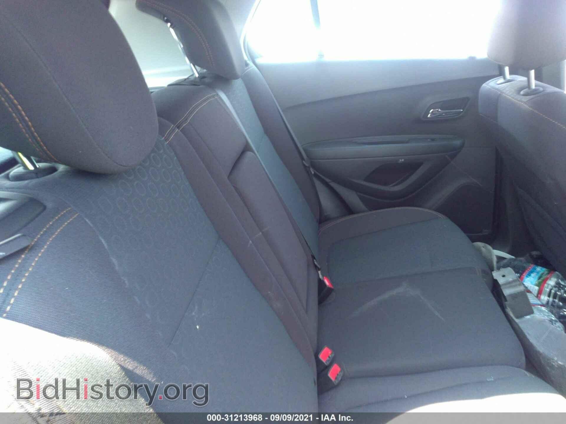 2019 CHEVROLET TRAX - VIN: 3GNCJKSB3KL379058 - Фото 8