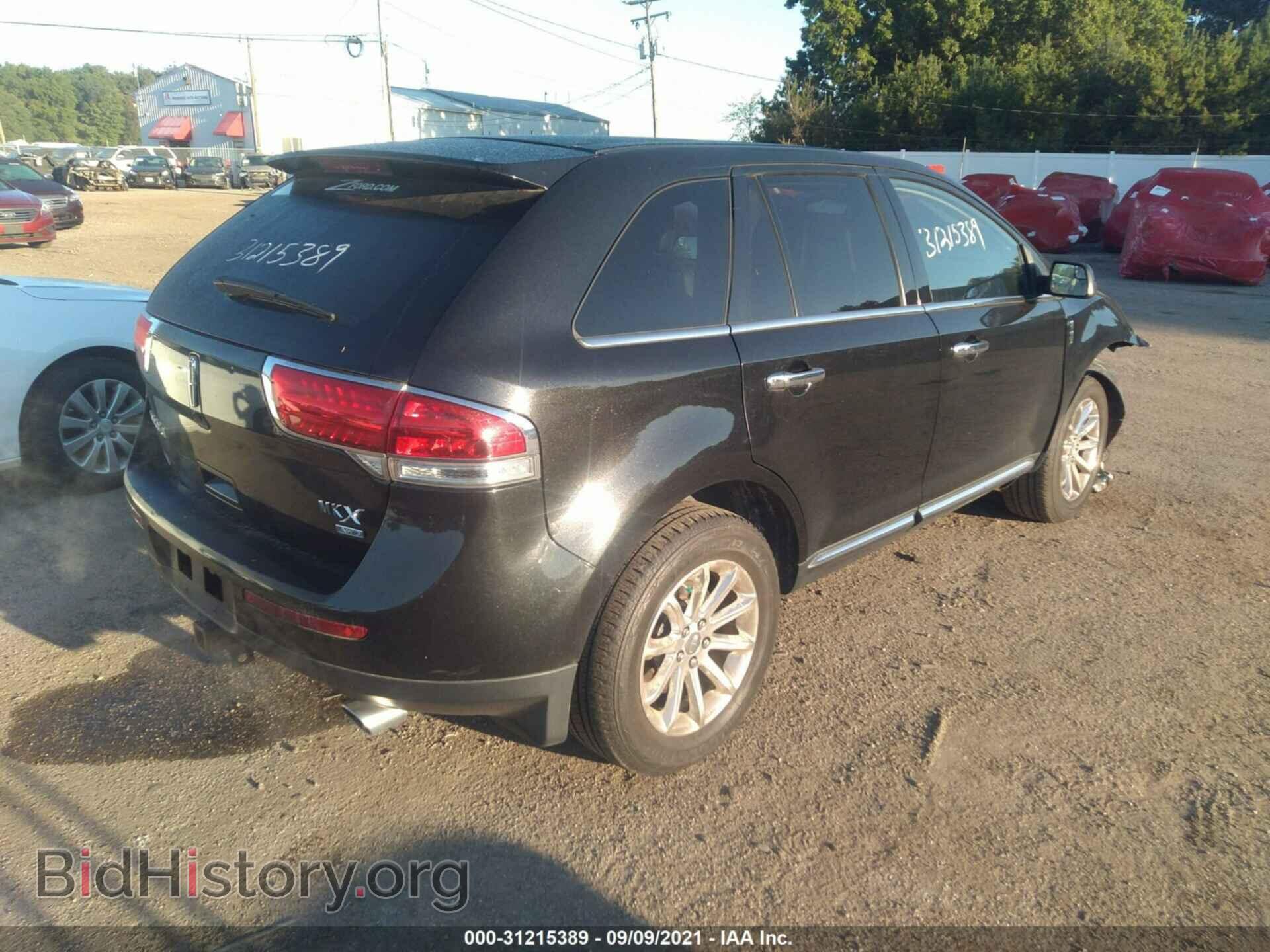 2011 LINCOLN MKX - VIN: 2LMDJ8JK8BBJ26833 - Фото 3