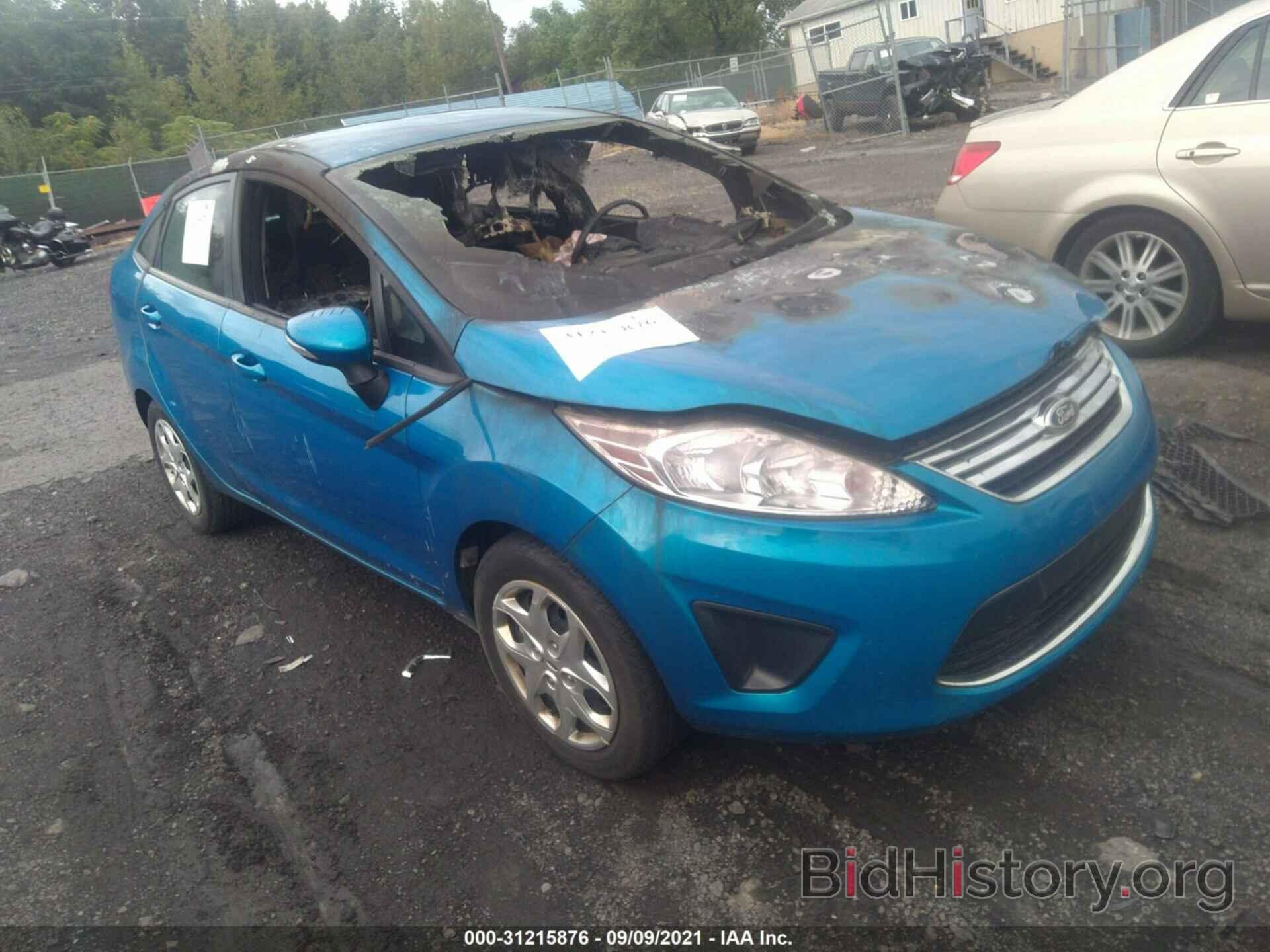 Photo 3FADP4BJ1DM174159 - FORD FIESTA 2013