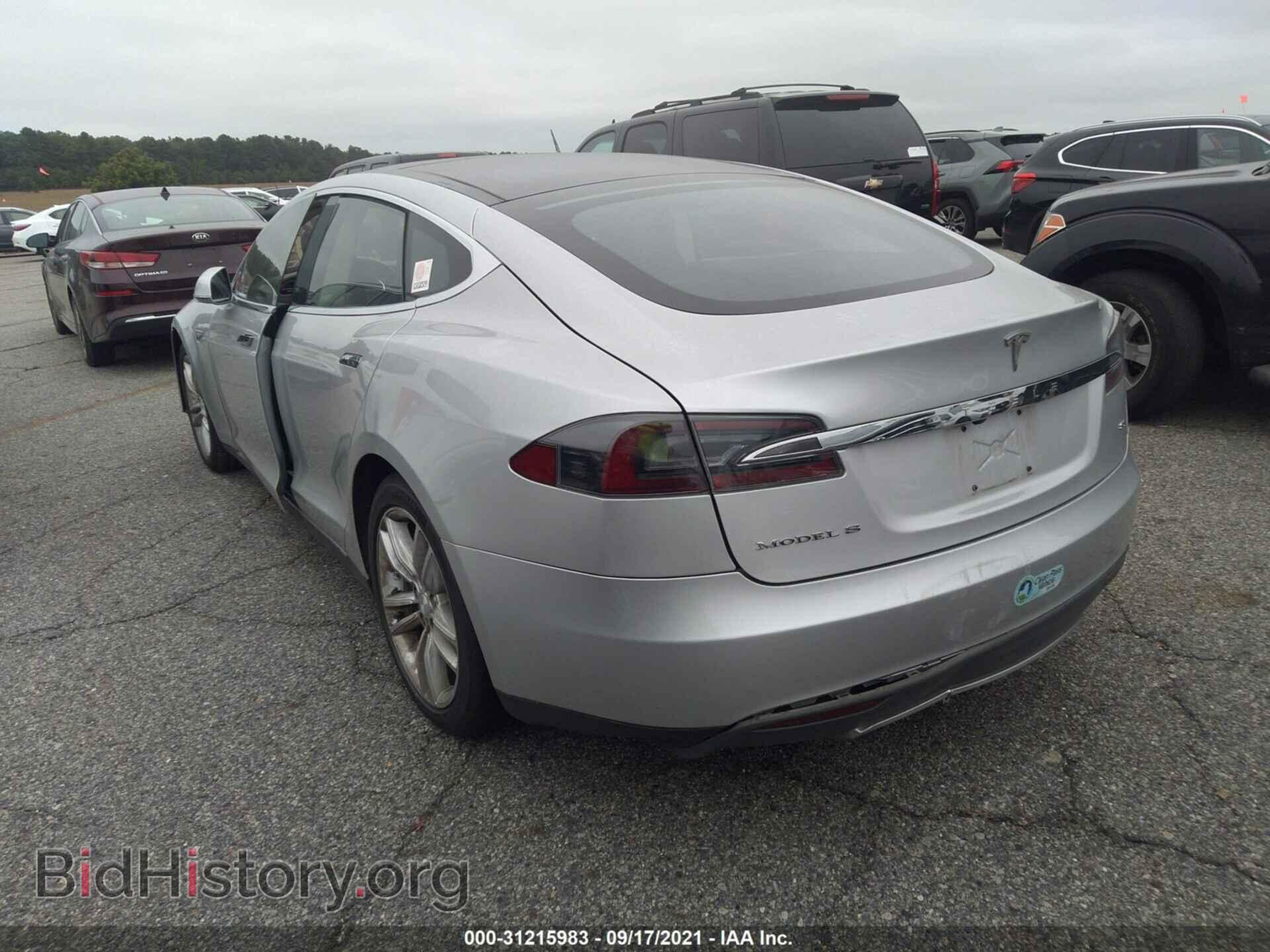 2013 TESLA MODEL S - VIN: 5YJSA1DN1DFP11618 - Фото 3