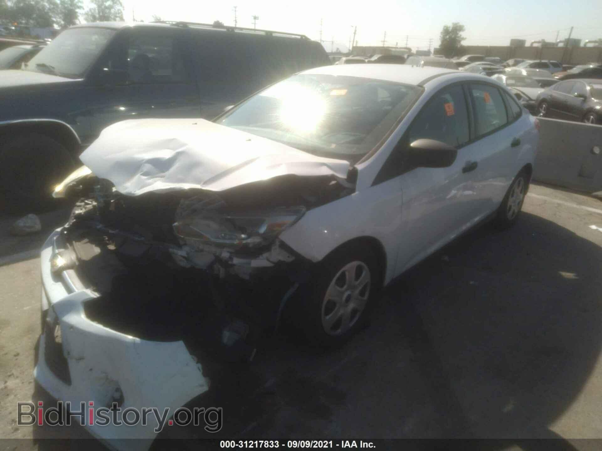 2012 FORD FOCUS - VIN: 1FAHP3E27CL410166 - Фото 2