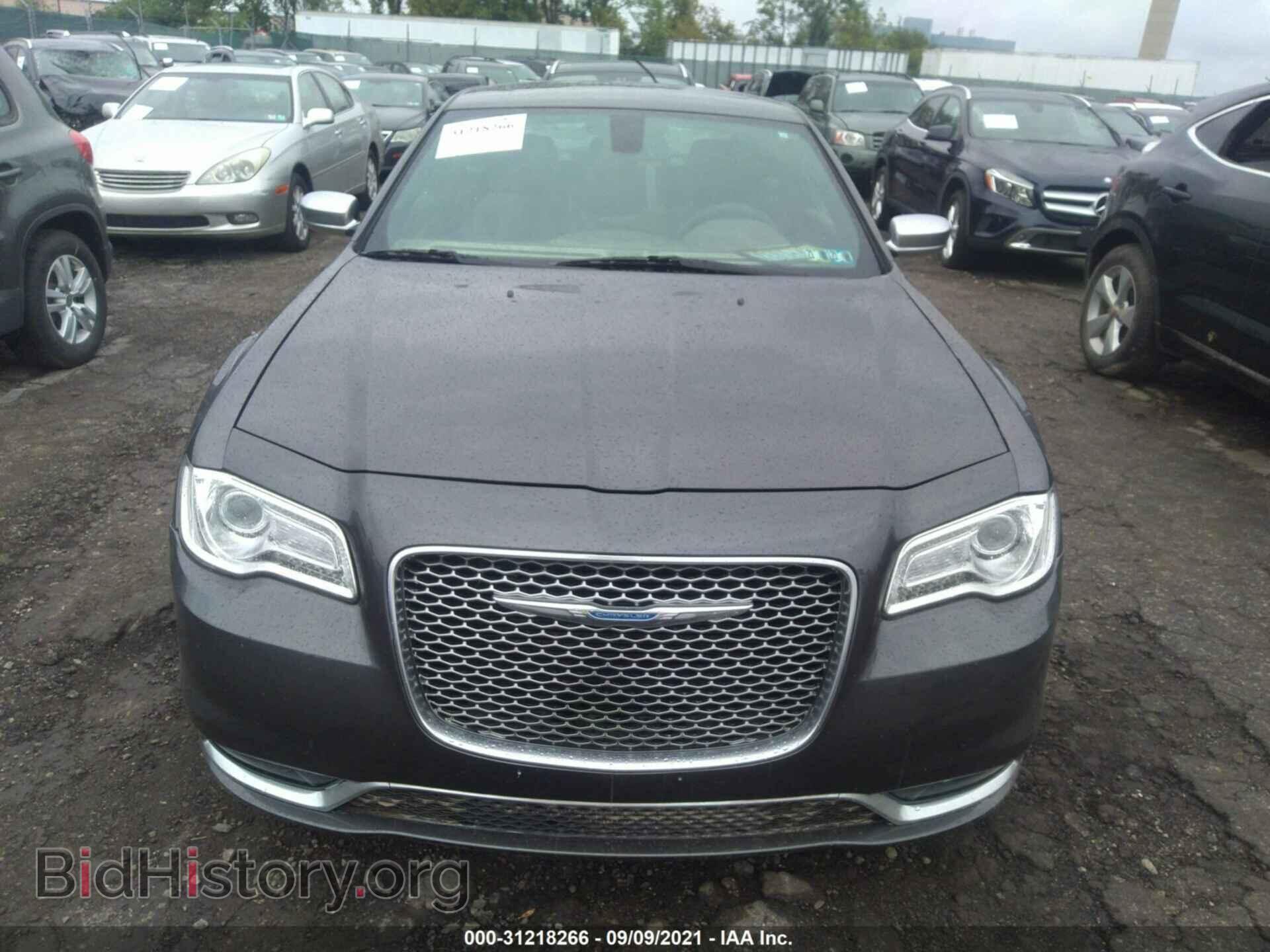 2017 CHRYSLER 300 - VIN: 2C3CCAPG2HH657455 - Фото 6
