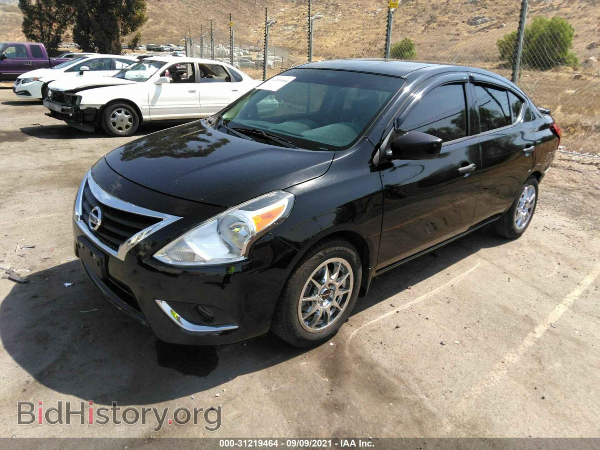 2016 NISSAN VERSA - VIN: 3N1CN7AP2GL903852 - Фото 2