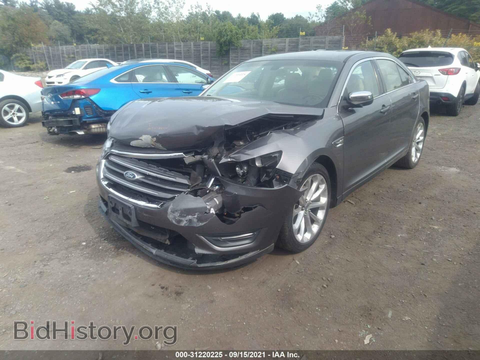 2013 FORD TAURUS - VIN: 1FAHP2F81DG110856 - Фото 2
