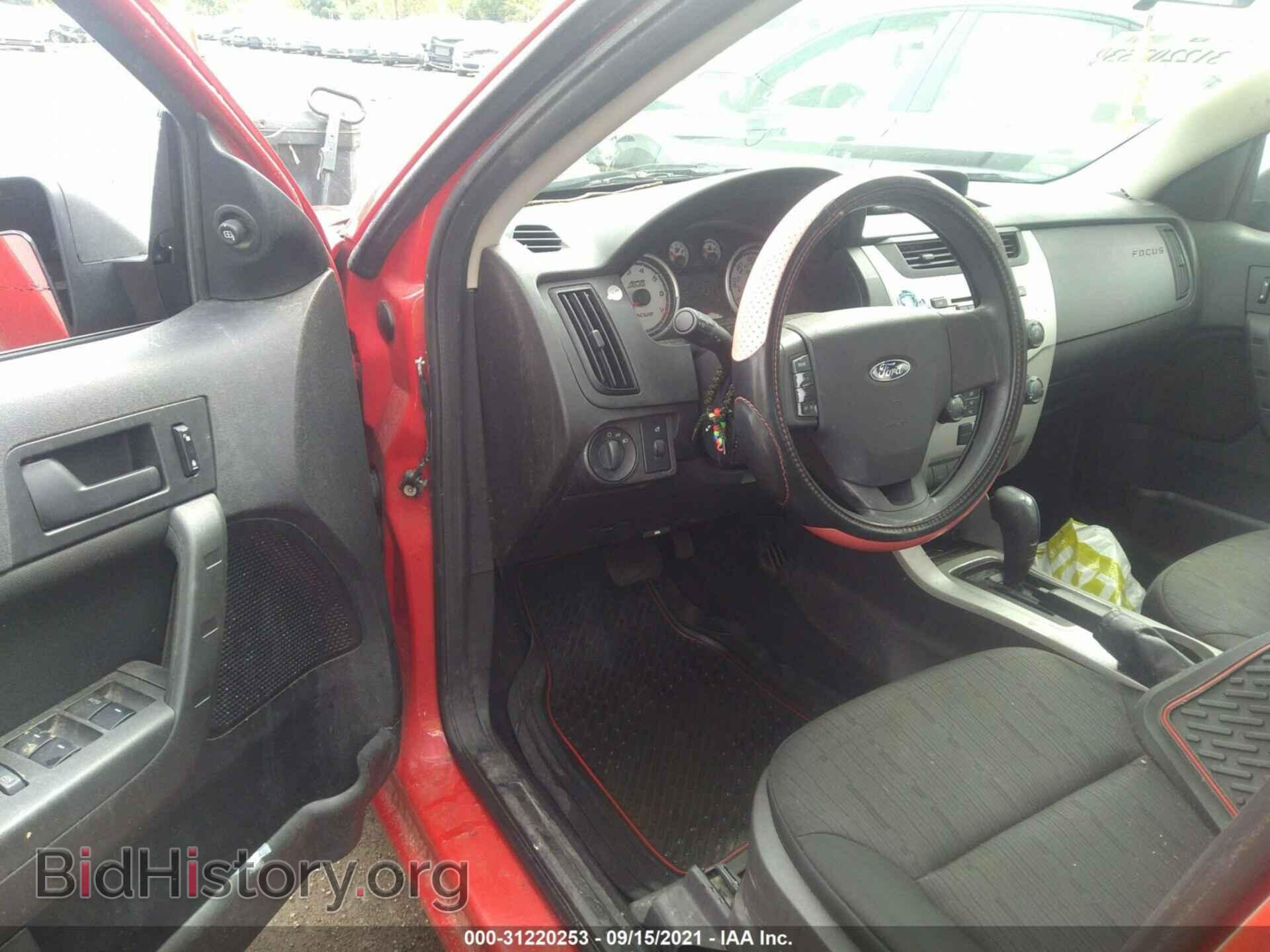 2008 FORD FOCUS - VIN: 1FAHP35N58W298421 - Фото 5