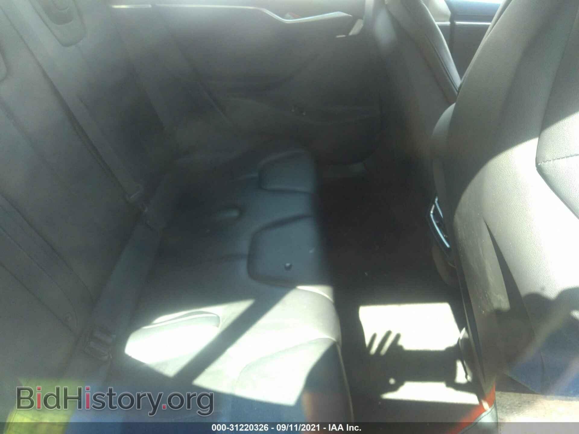 2014 TESLA MODEL S - VIN: 5YJSA1H14EFP38580 - Фото 8