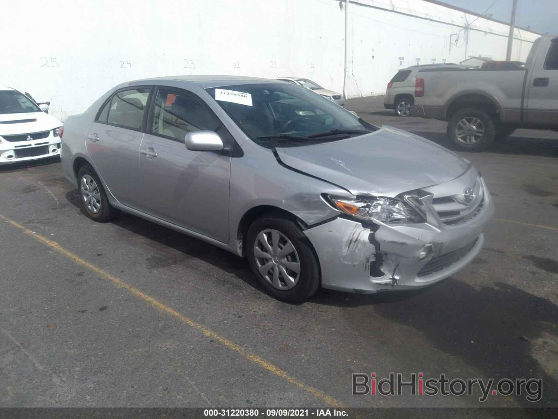 Photo JTDBU4EE7BJ104149 - TOYOTA COROLLA 2011