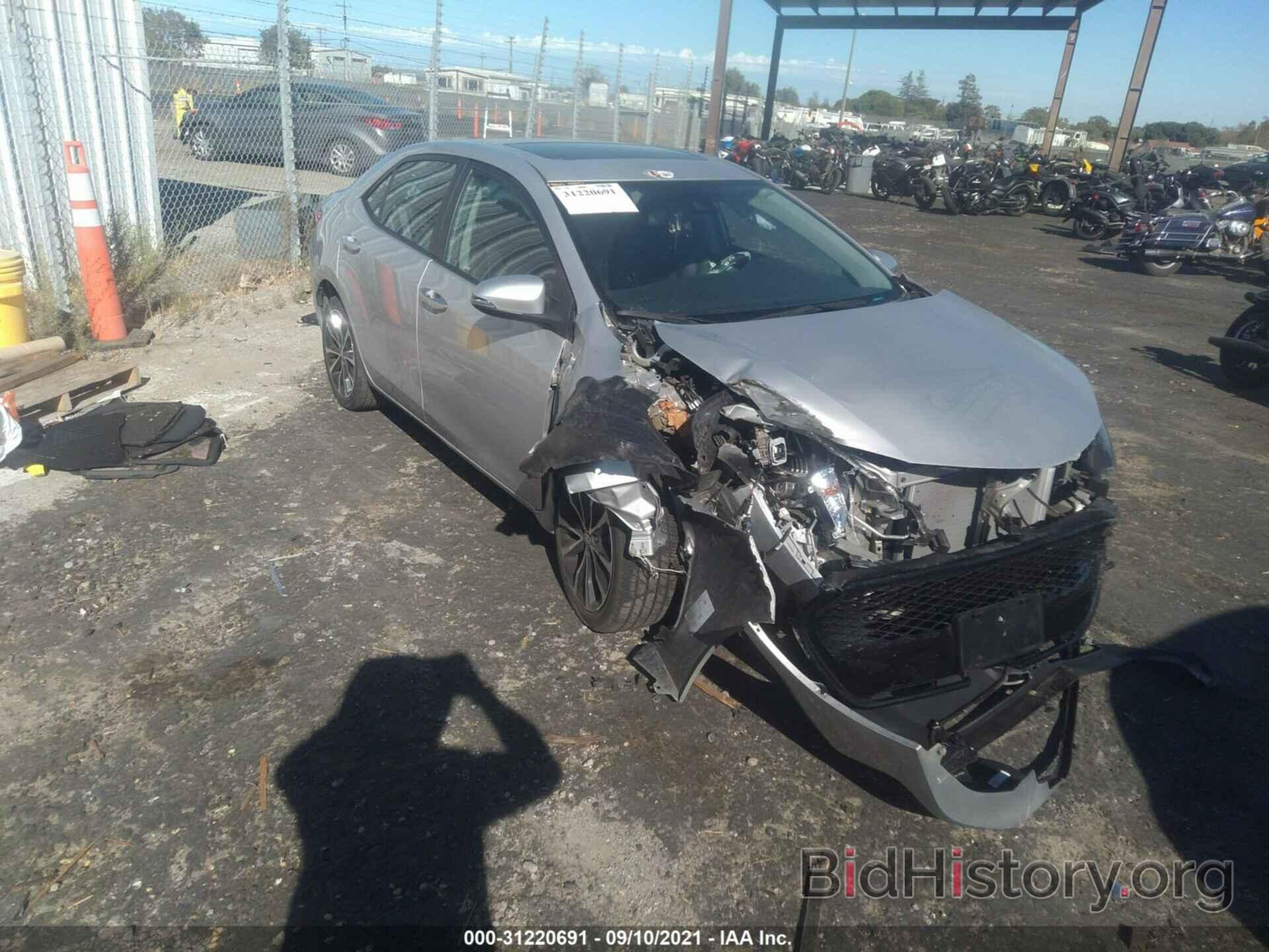 Photo 5YFBURHE8HP691264 - TOYOTA COROLLA 2017