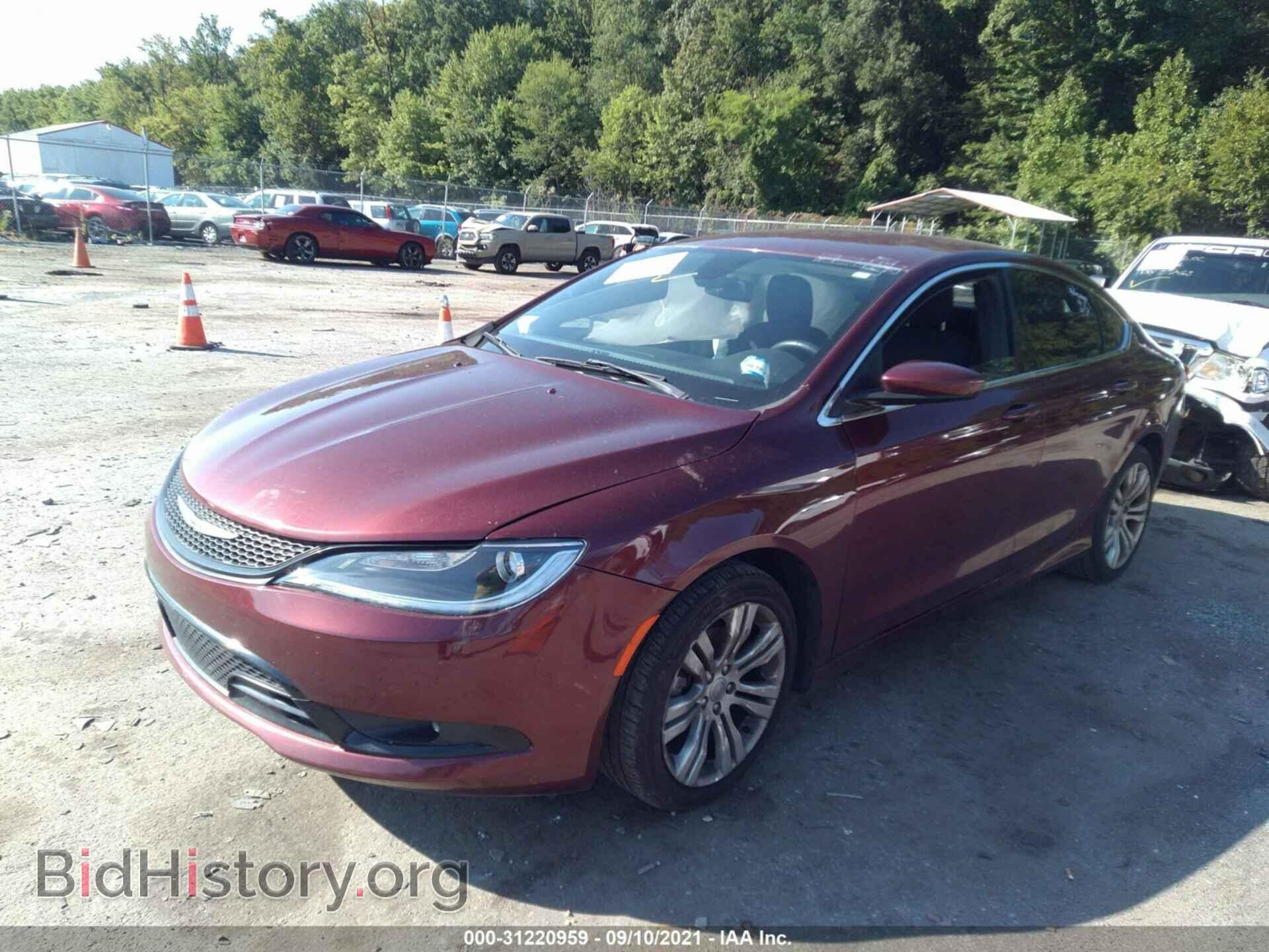 2015 CHRYSLER 200 - VIN: 1C3CCCAB8FN690358 - Фото 2