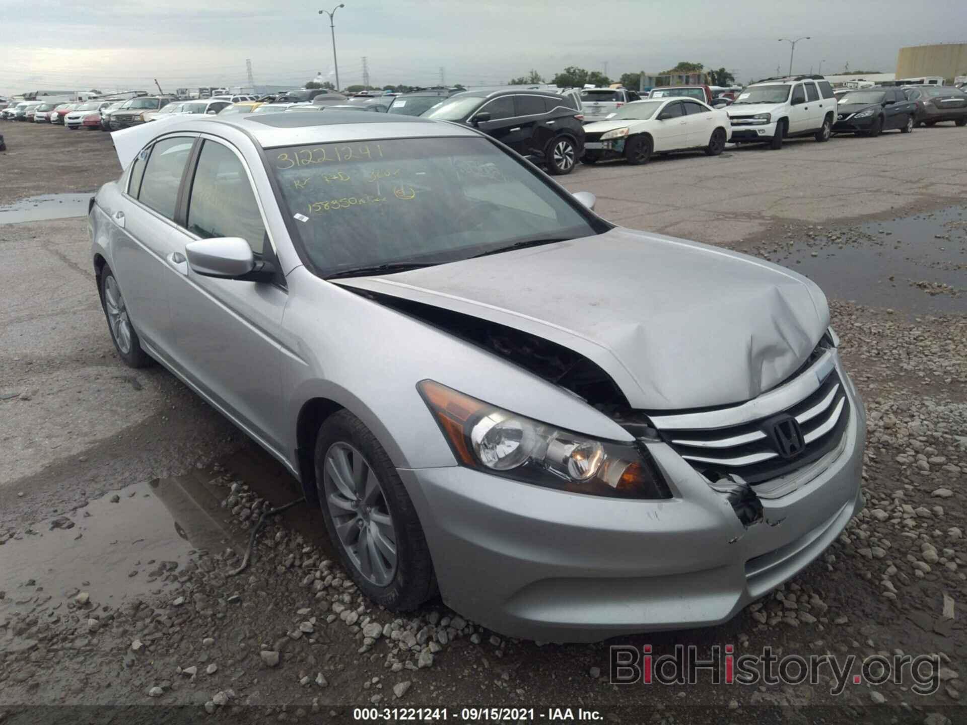 Photo 1HGCP2F84CA183873 - HONDA ACCORD SDN 2012