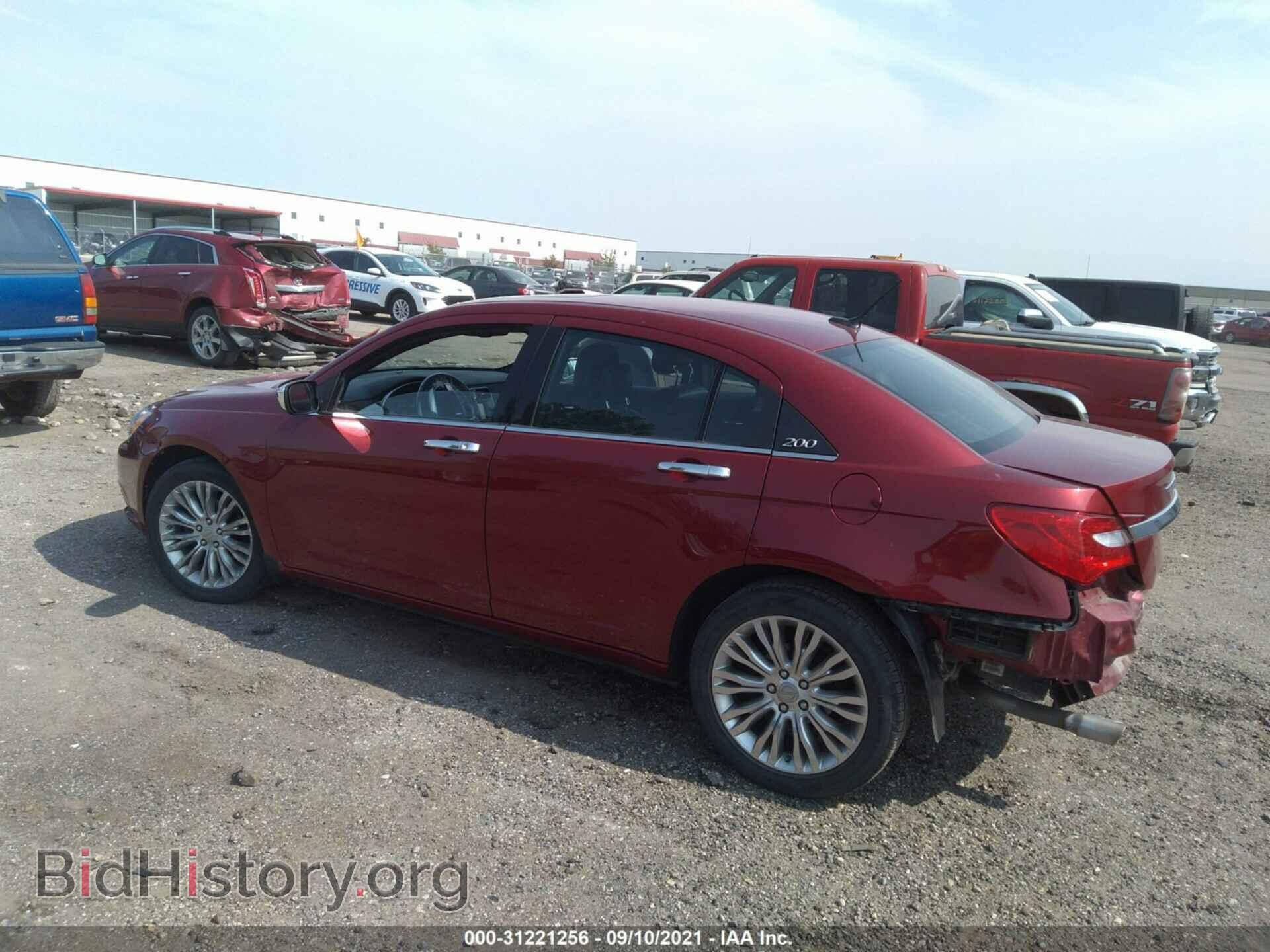 2013 CHRYSLER 200 - VIN: 1C3CCBCG4DN579869 - Фото 3
