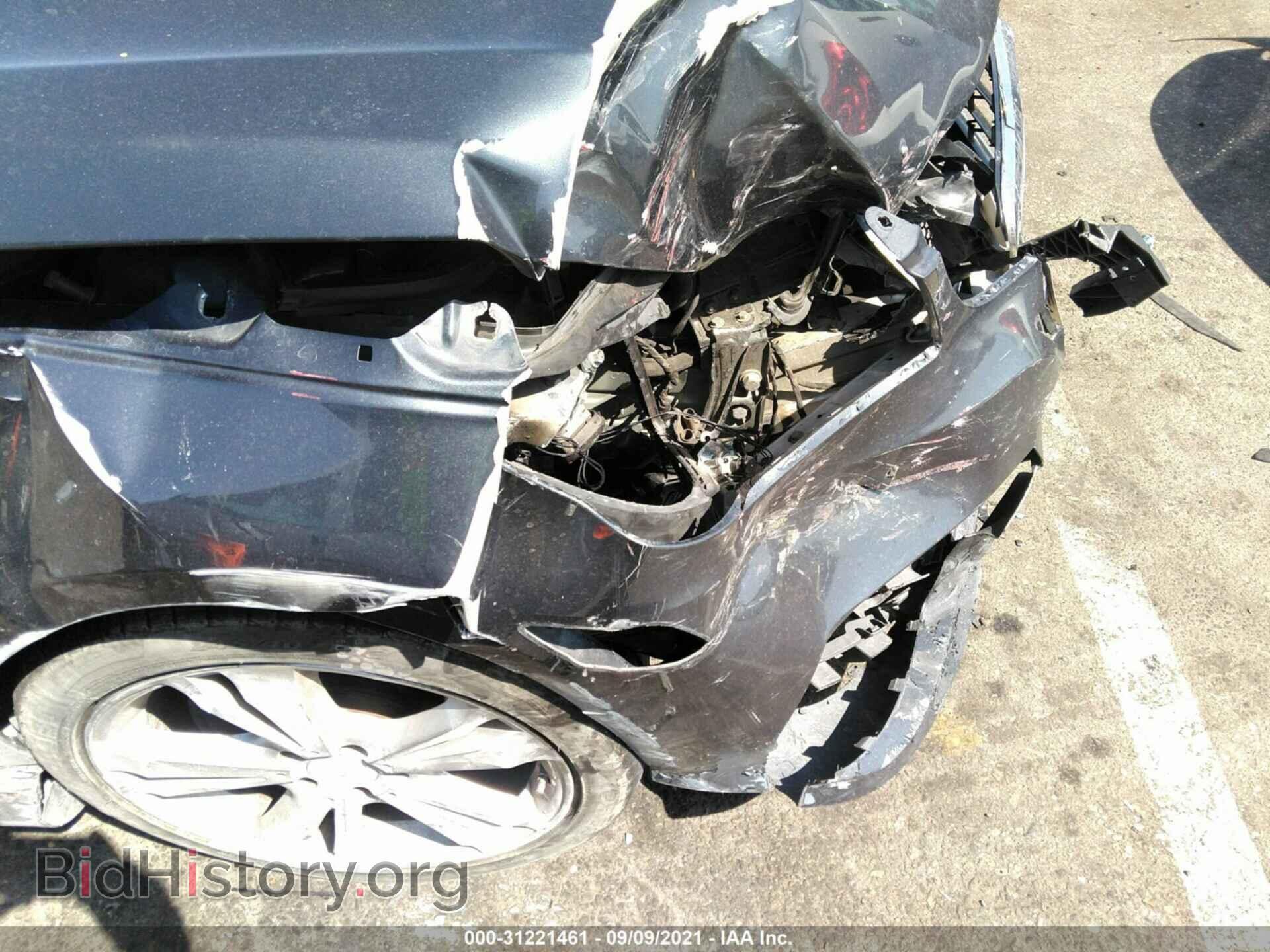 2013 MERCEDES-BENZ E-CLASS - VIN: WDDHF8JB8DA709670 - Фото 6