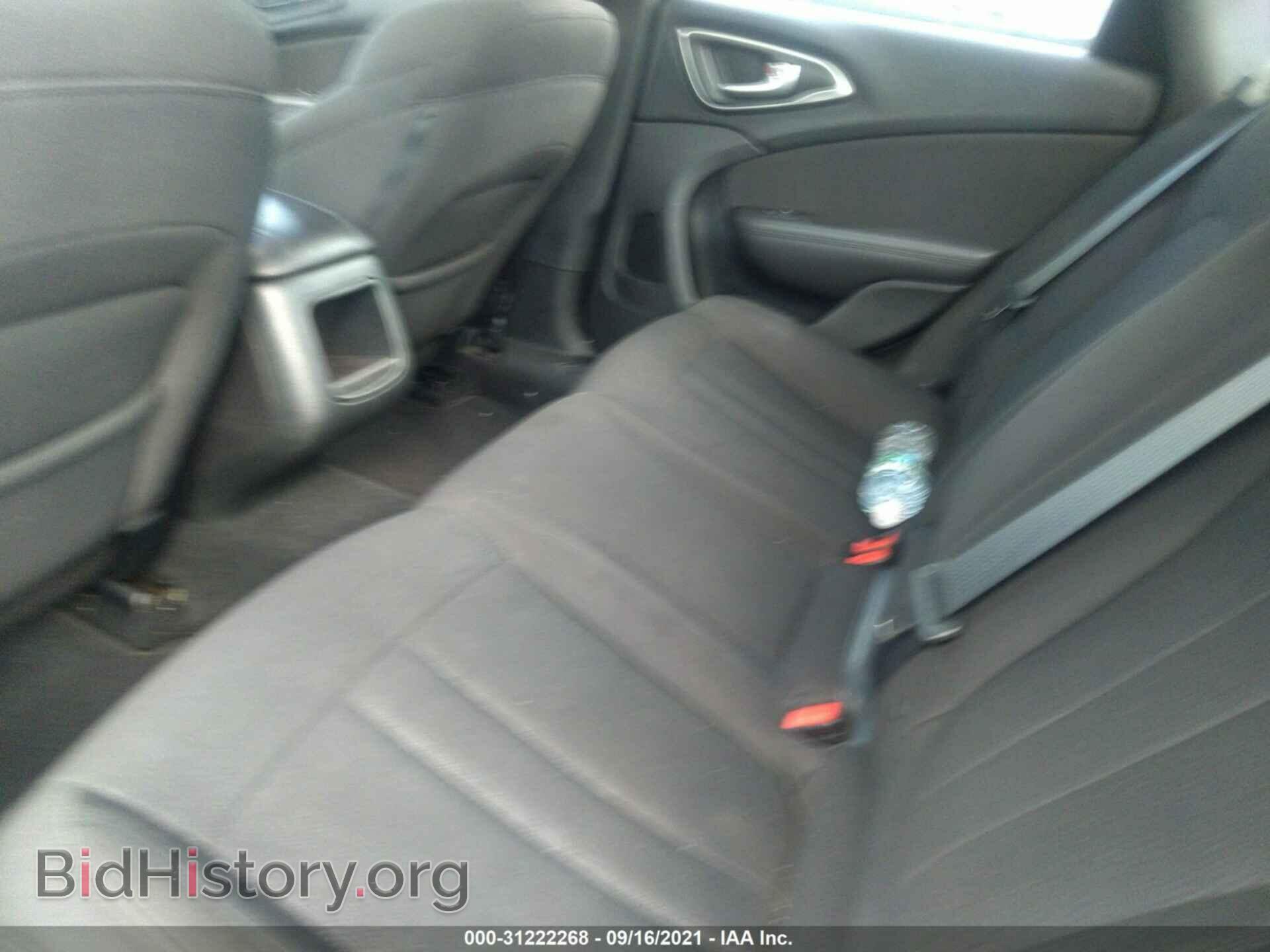 2016 CHRYSLER 200 - VIN: 1C3CCCABXGN102137 - Фото 8