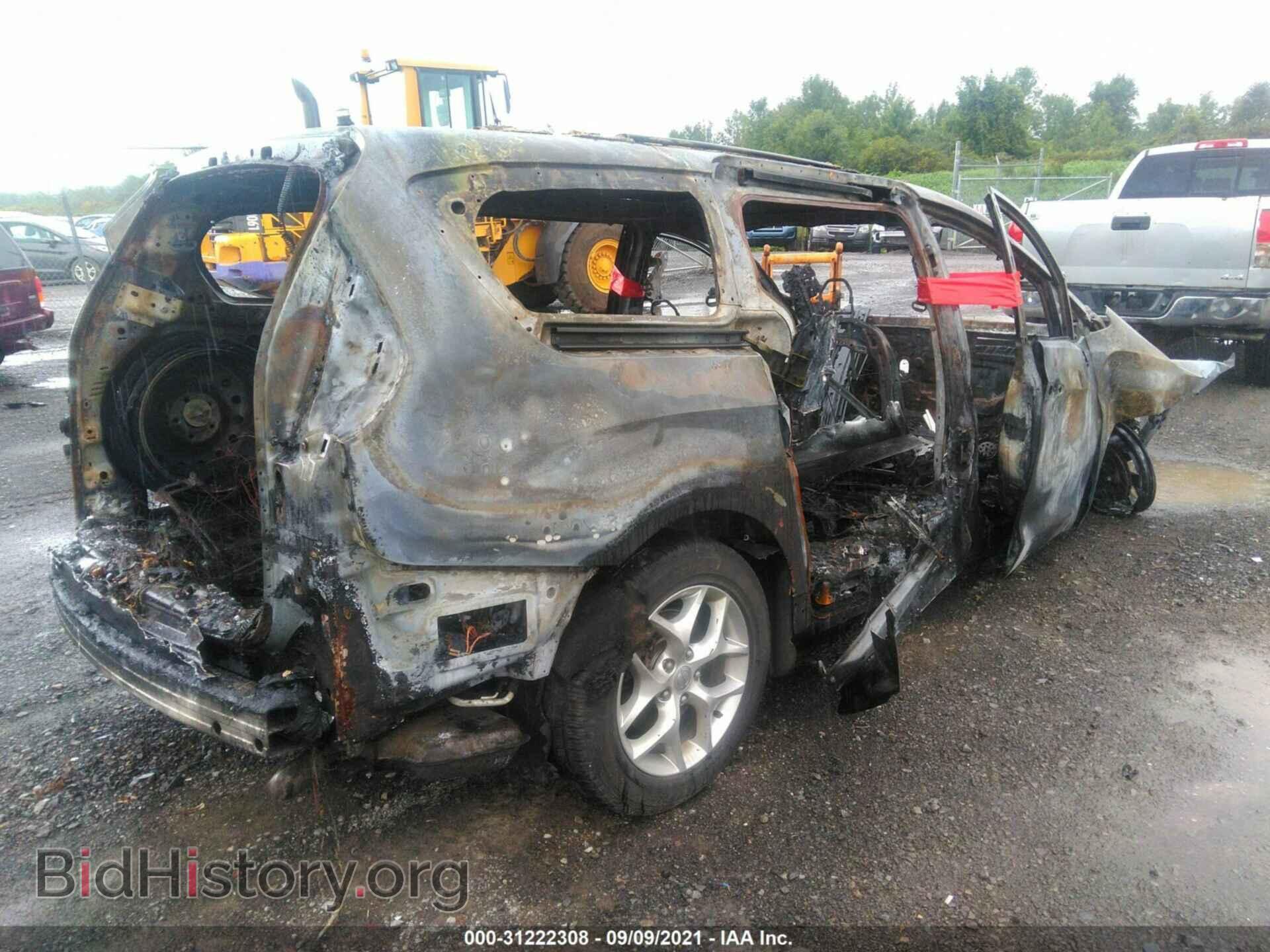 2017 CHRYSLER PACIFICA - VIN: 2C4RC1BG2HR509278 - Photo 4