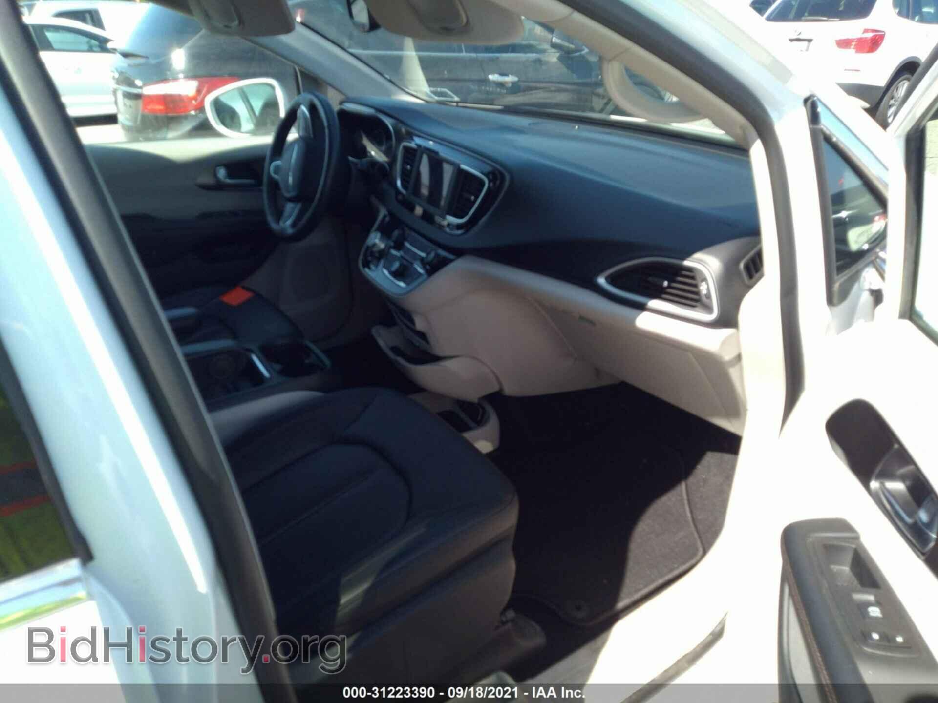 2020 CHRYSLER PACIFICA - VIN: 2C4RC1BG6LR142992 - Фото 5