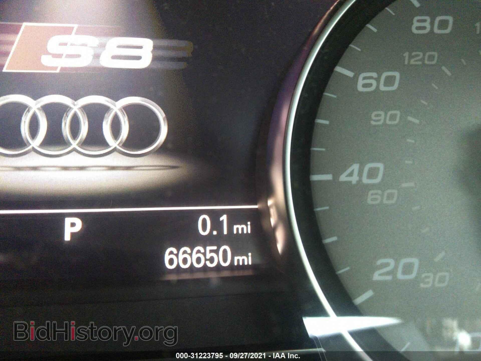 2013 AUDI S8 - VIN: WAUD2AFD5DN010735 - Фото 7
