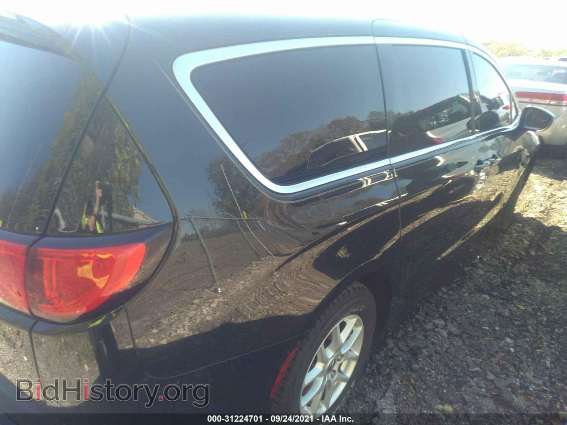 2017 CHRYSLER PACIFICA - VIN: 2C4RC1CG6HR503045 - Photo 4