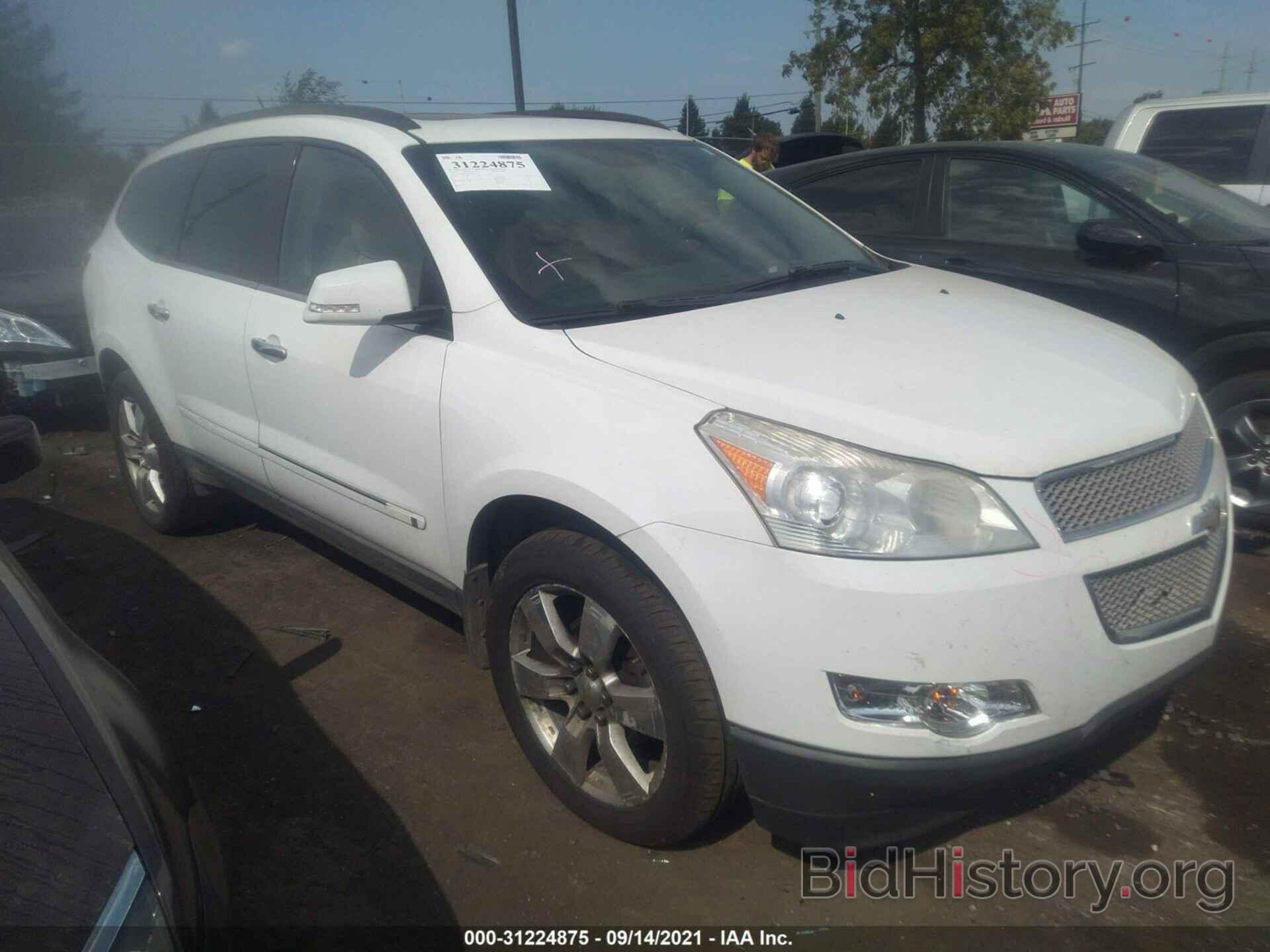 Photo 1GNEV33D09S155115 - CHEVROLET TRAVERSE 2009