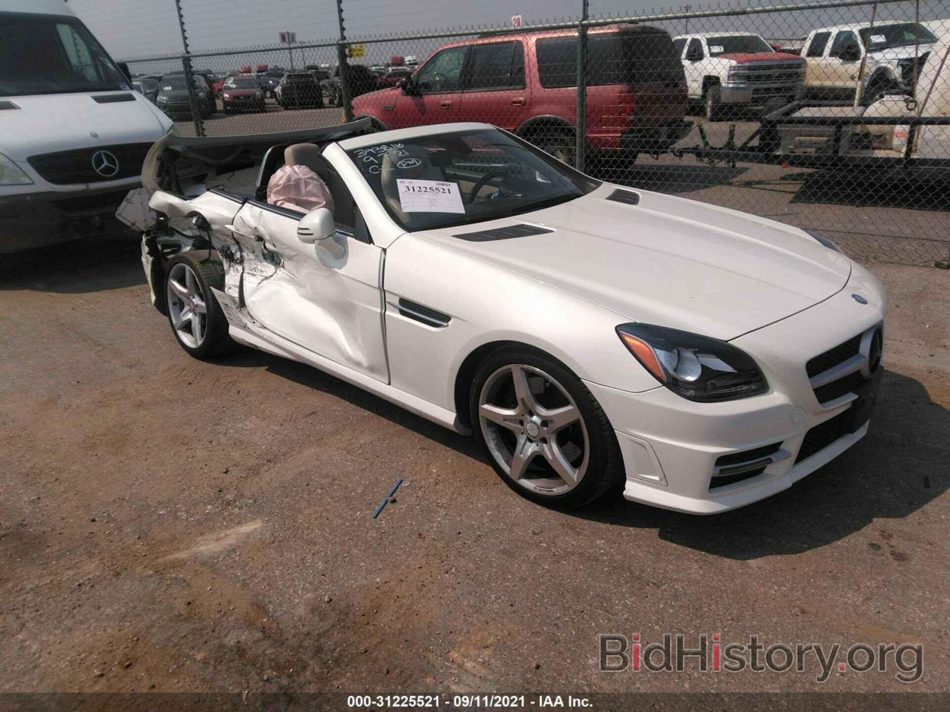 Photo WDDPK5HAXFF099523 - MERCEDES-BENZ SLK-CLASS 2015