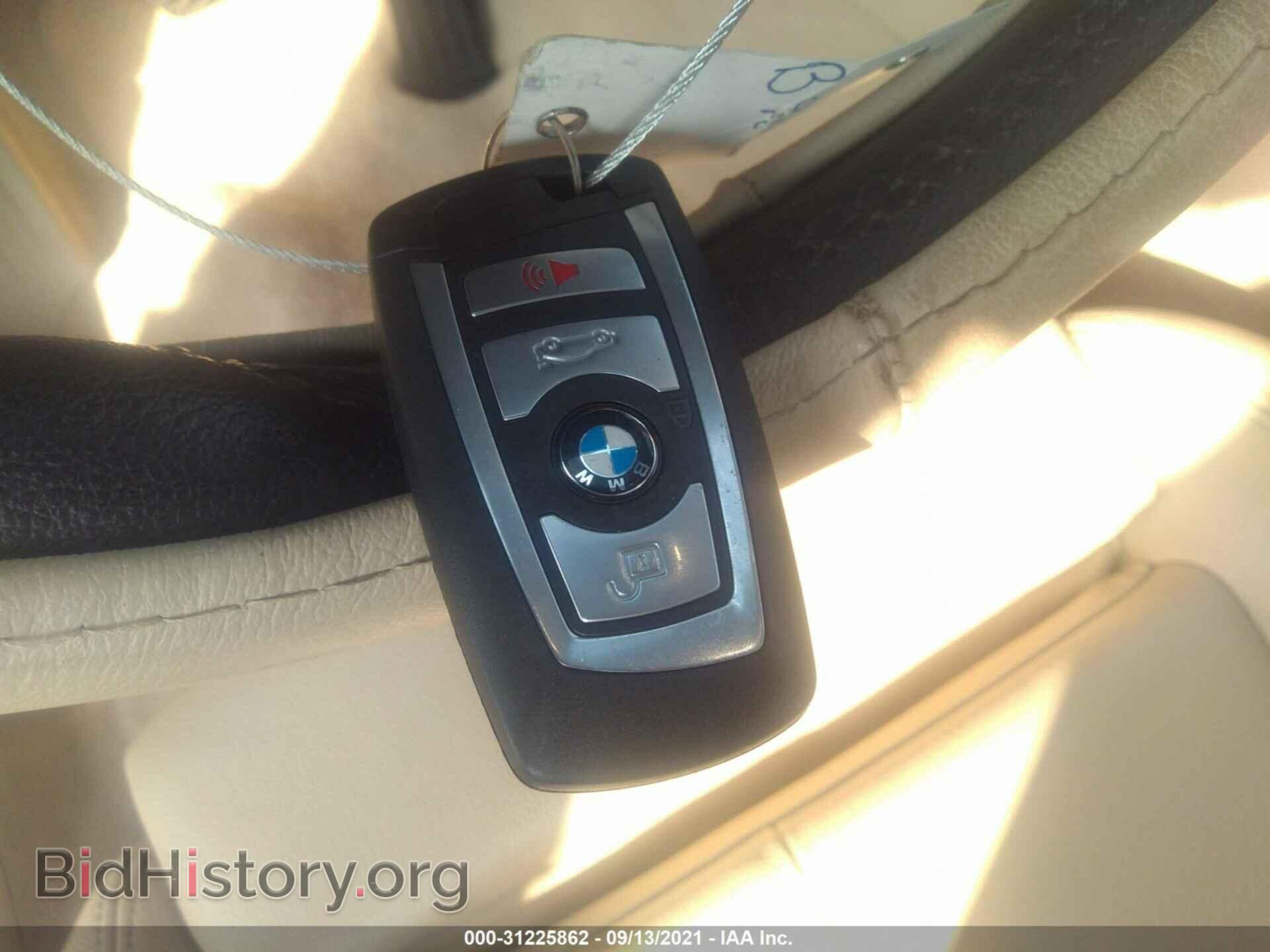 2016 BMW 3 SERIES - VIN: WBA8E3G53GNU01964 - Фото 11