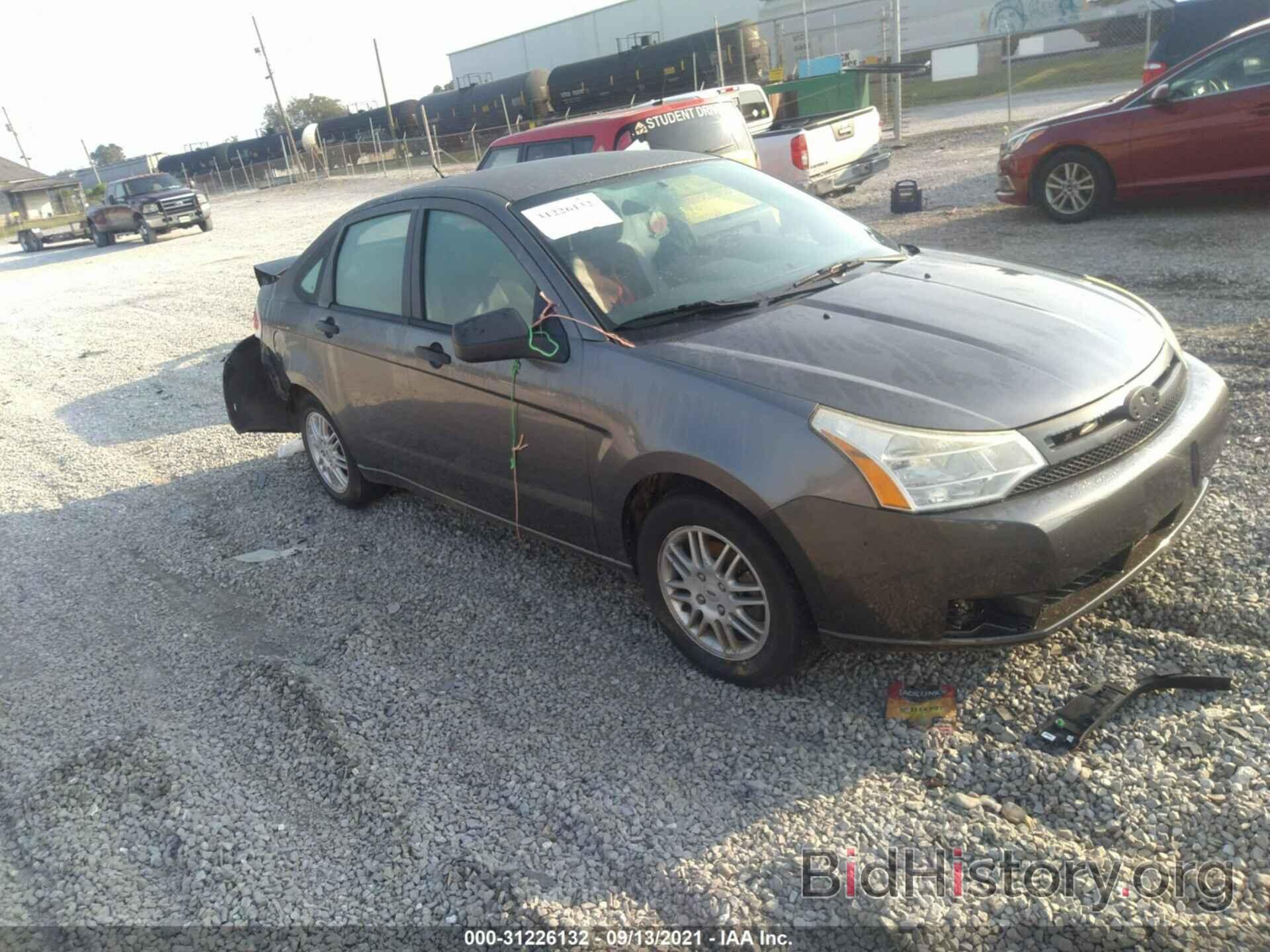 Photo 1FAHP3FN7AW206844 - FORD FOCUS 2010