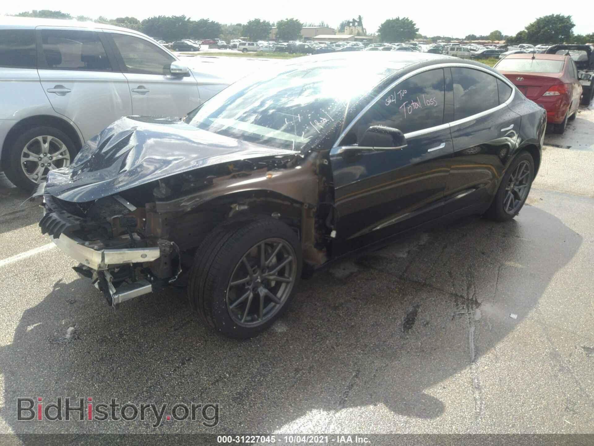 2018 TESLA MODEL 3 - VIN: 5YJ3E1EA9JF152853 - Фото 2