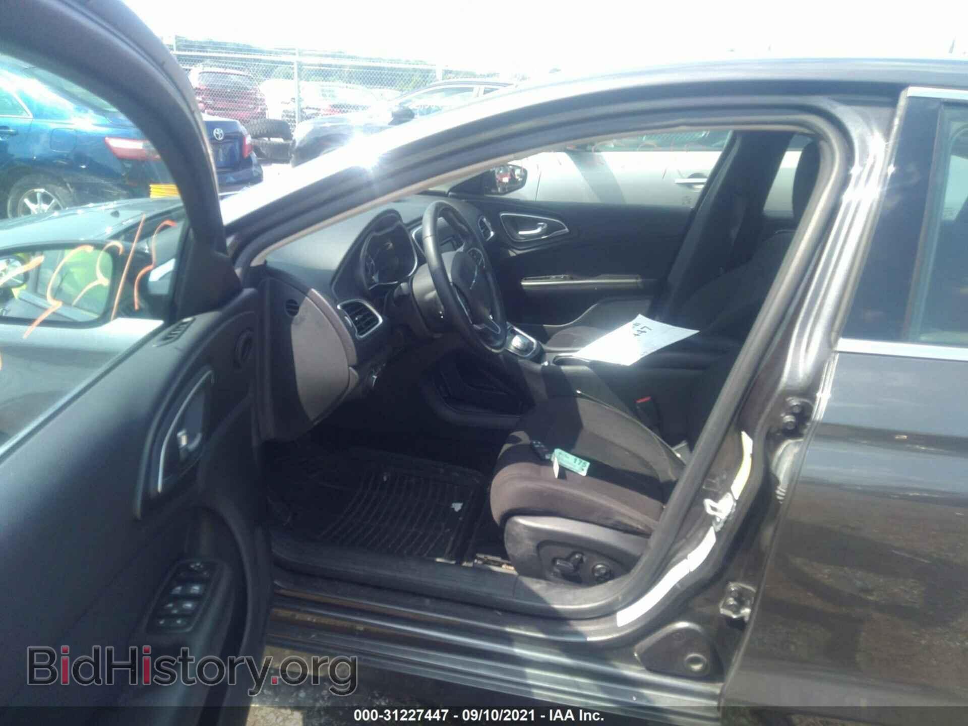 2015 CHRYSLER 200 - VIN: 1C3CCCAB5FN540045 - Фото 5