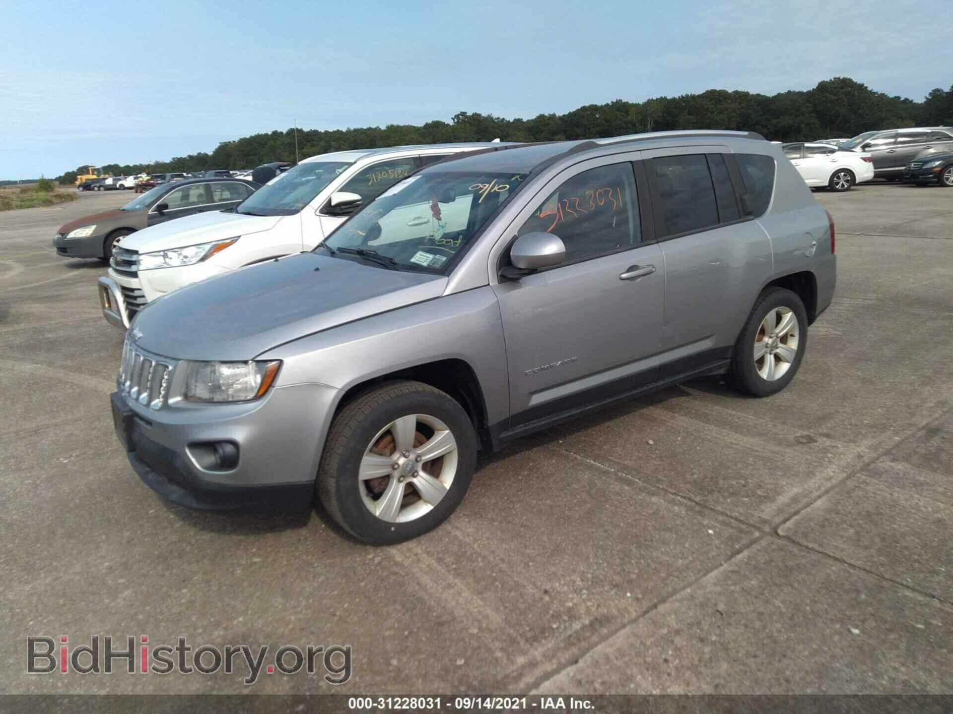 2014 JEEP COMPASS - VIN: 1C4NJDEB0ED824911 - Photo 2