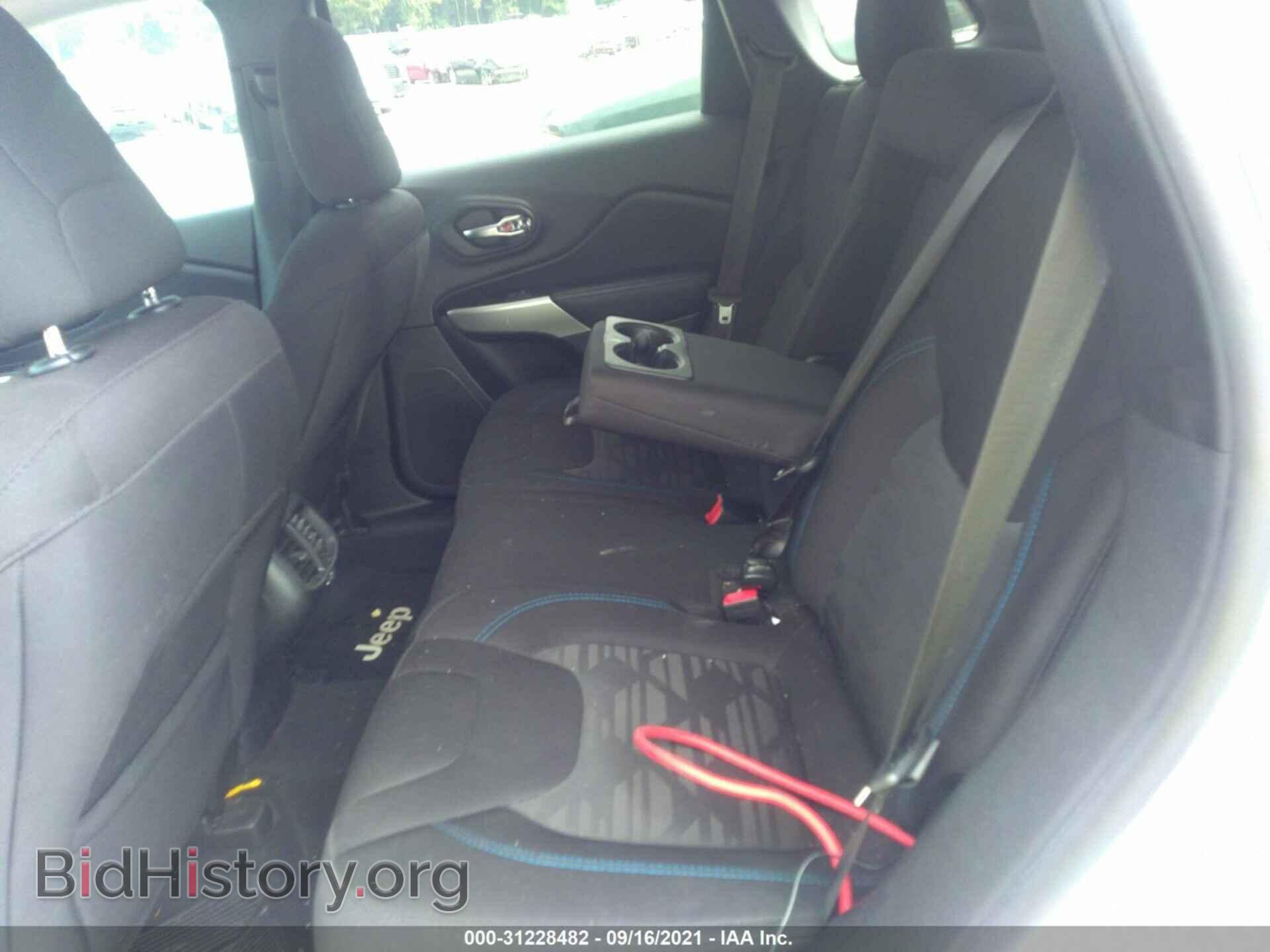 2019 JEEP CHEROKEE - VIN: 1C4PJMCX2KD472630 - Фото 8