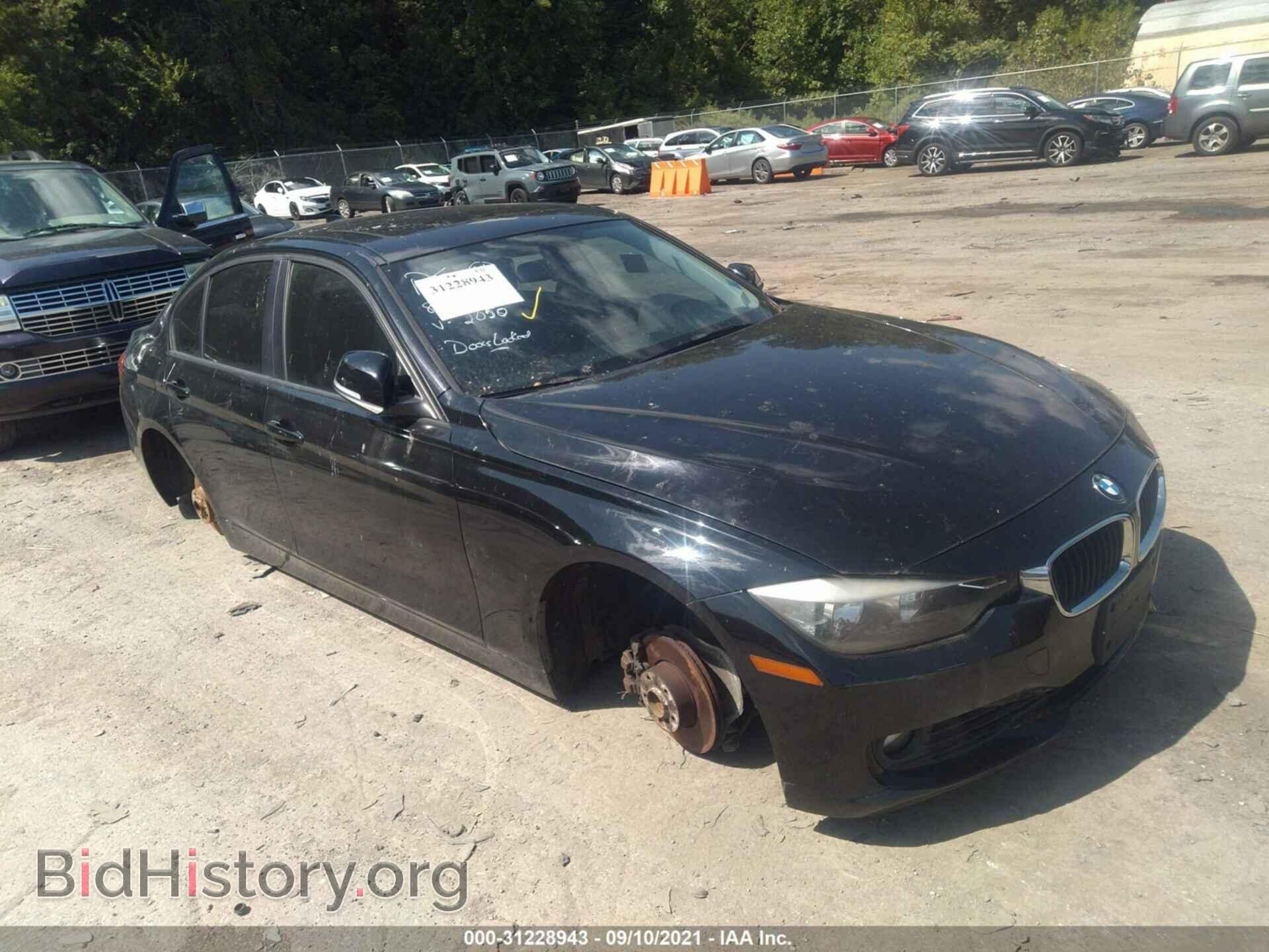 Фотография WBA3C1C53CF432050 - BMW 3 SERIES 2012