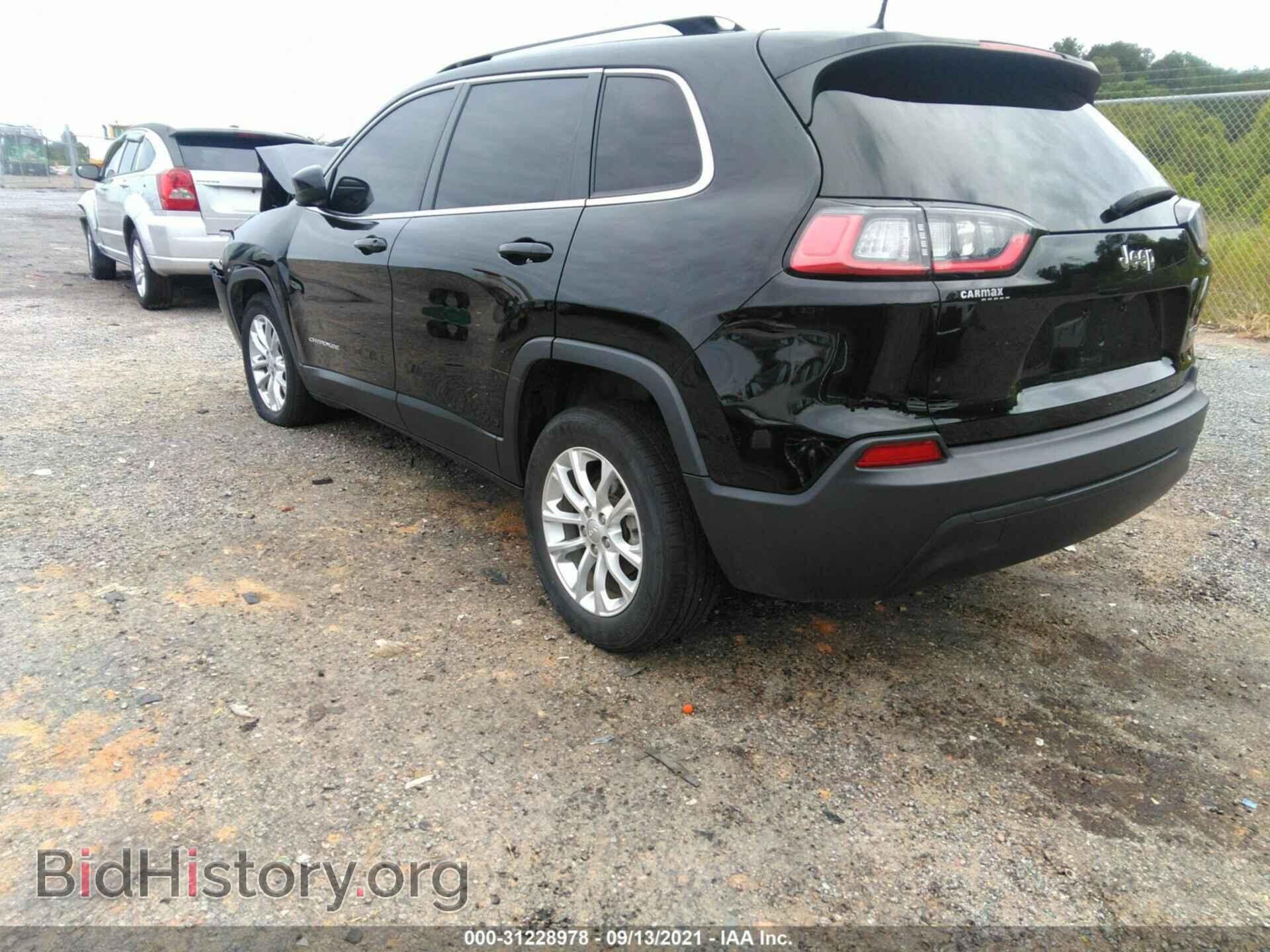 2019 JEEP CHEROKEE - VIN: 1C4PJLCB0KD438720 - Фото 3