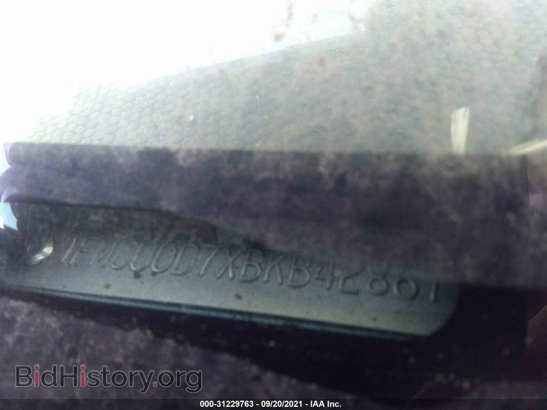 2011 FORD ESCAPE - VIN: 1FMCU0D7XBKB42867 - Фото 9