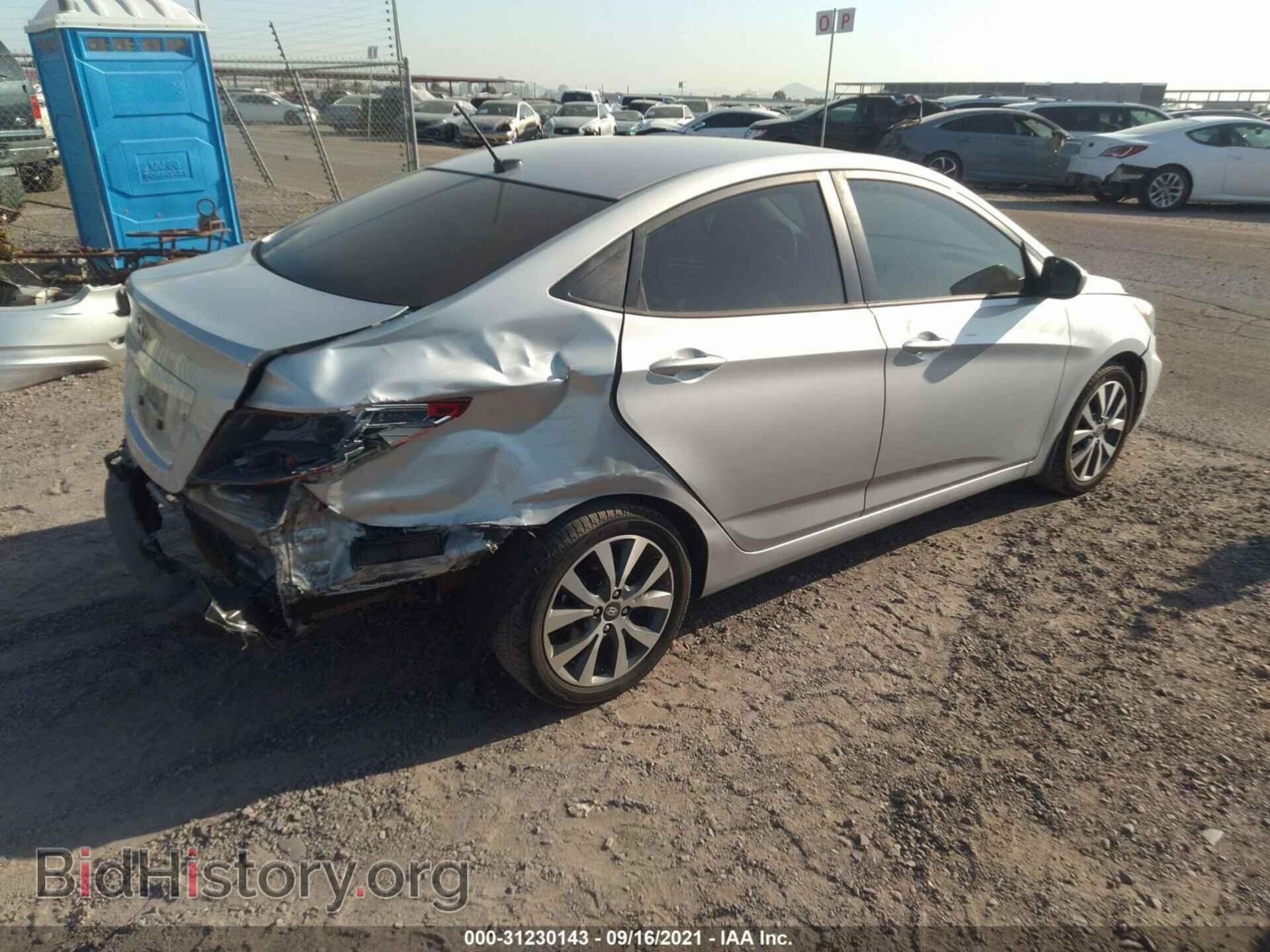 2017 HYUNDAI ACCENT - VIN: KMHCT4AE9HU281981 - Фото 4