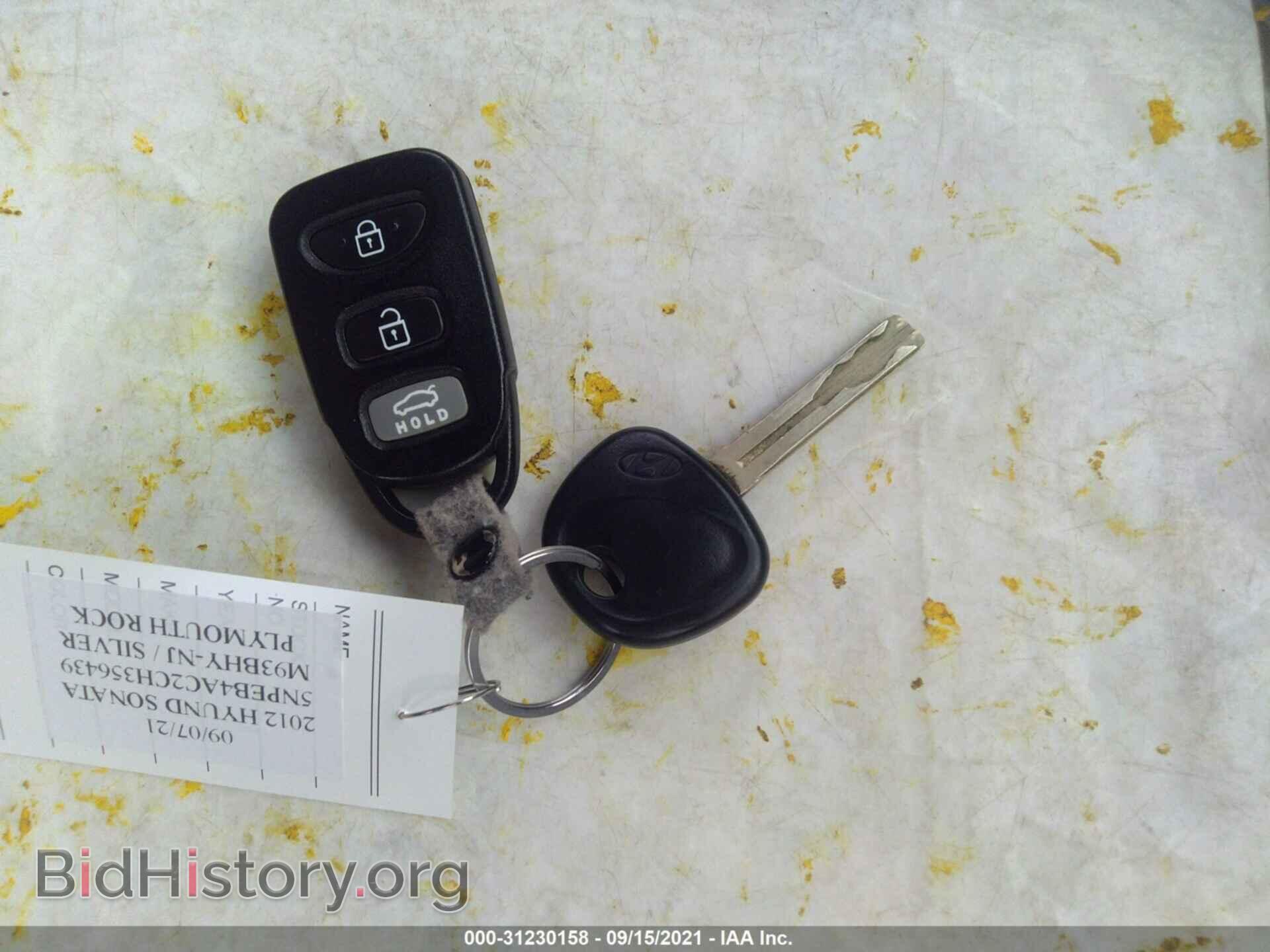 2012 HYUNDAI SONATA - VIN: 5NPEB4AC2CH356439 - Фото 11