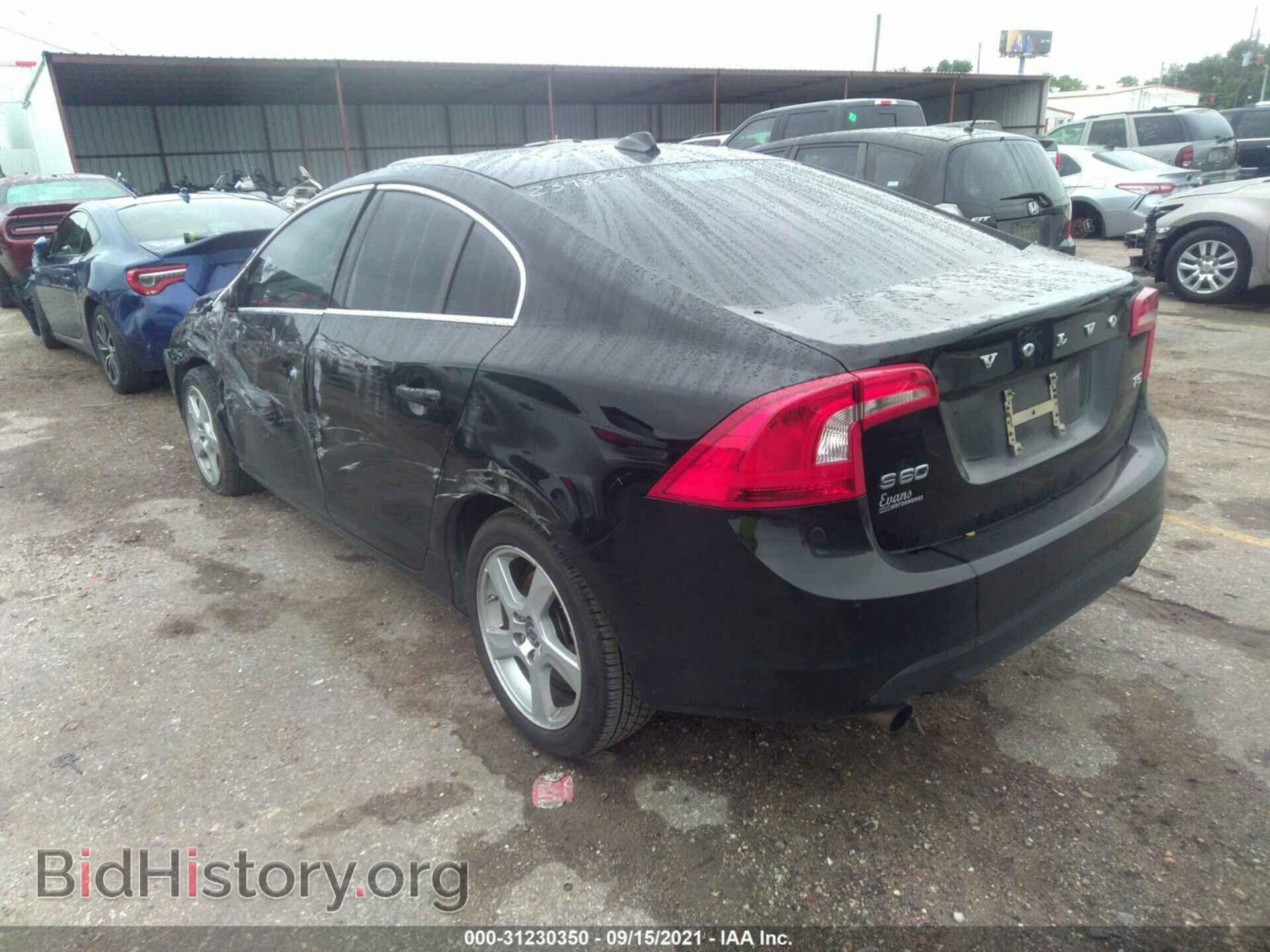 2012 VOLVO S60 - VIN: YV1622FS2C2058221 - Фото 3