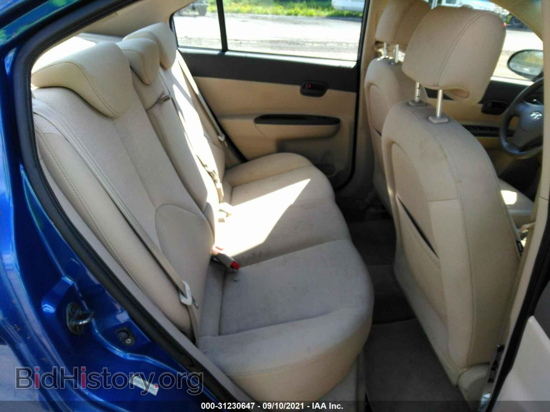 2007 HYUNDAI ACCENT - VIN: KMHCN46C67U122514 - Фото 8