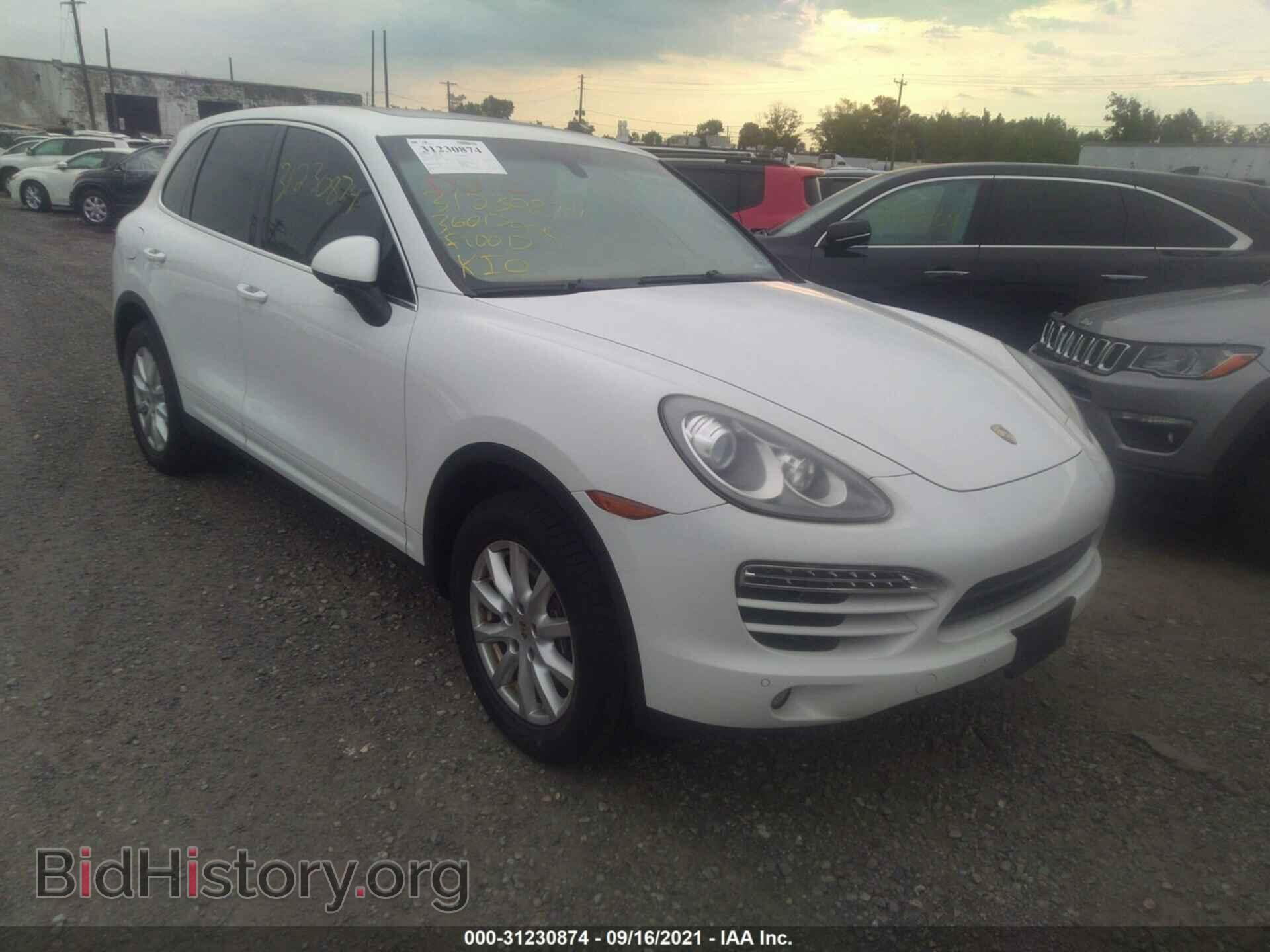 Photo WP1AA2A29DLA04693 - PORSCHE CAYENNE 2013