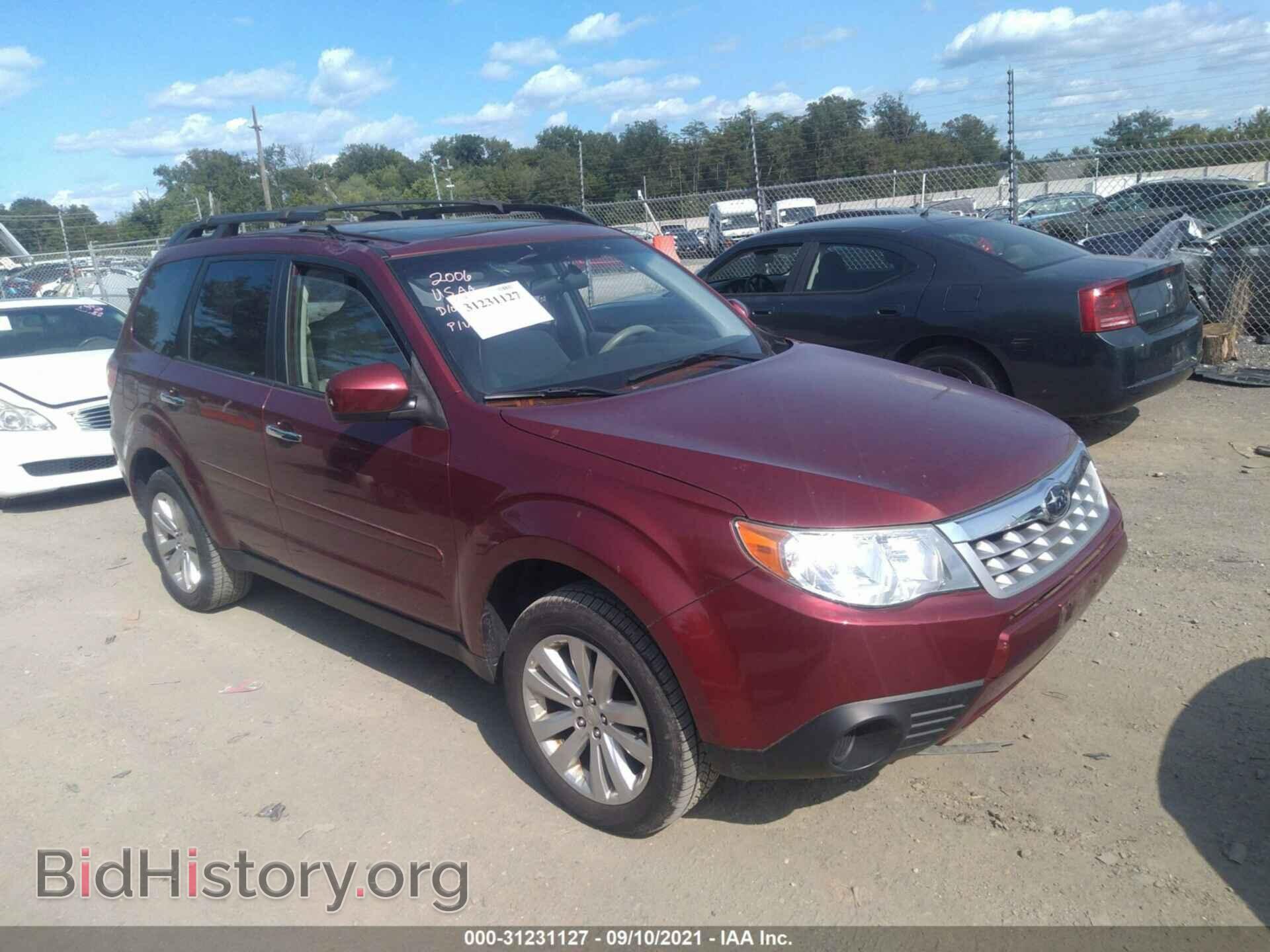 Photo JF2SHADC0BH752069 - SUBARU FORESTER 2011