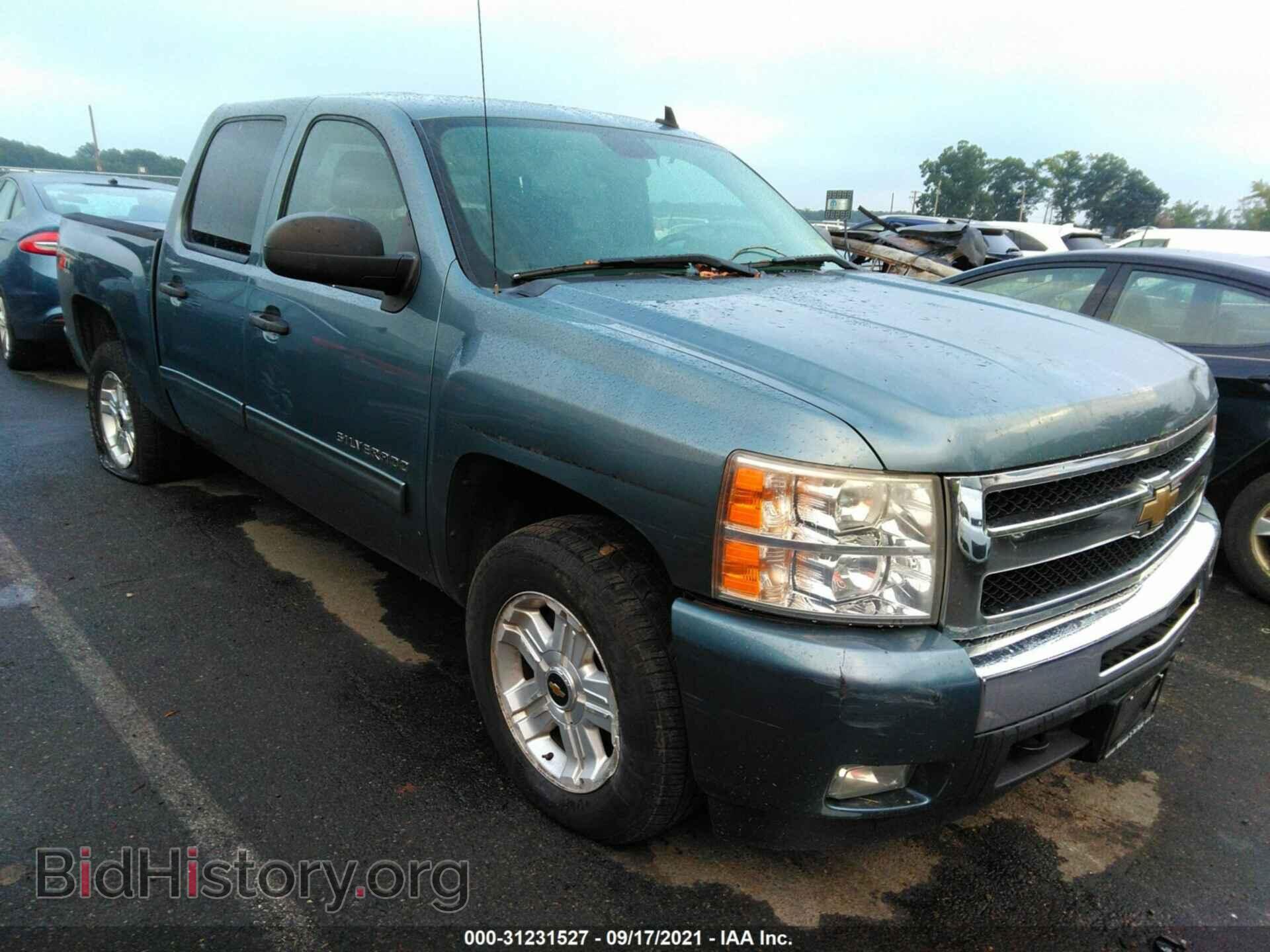 Фотография 3GCPKSE31BG226909 - CHEVROLET SILVERADO 1500 2011