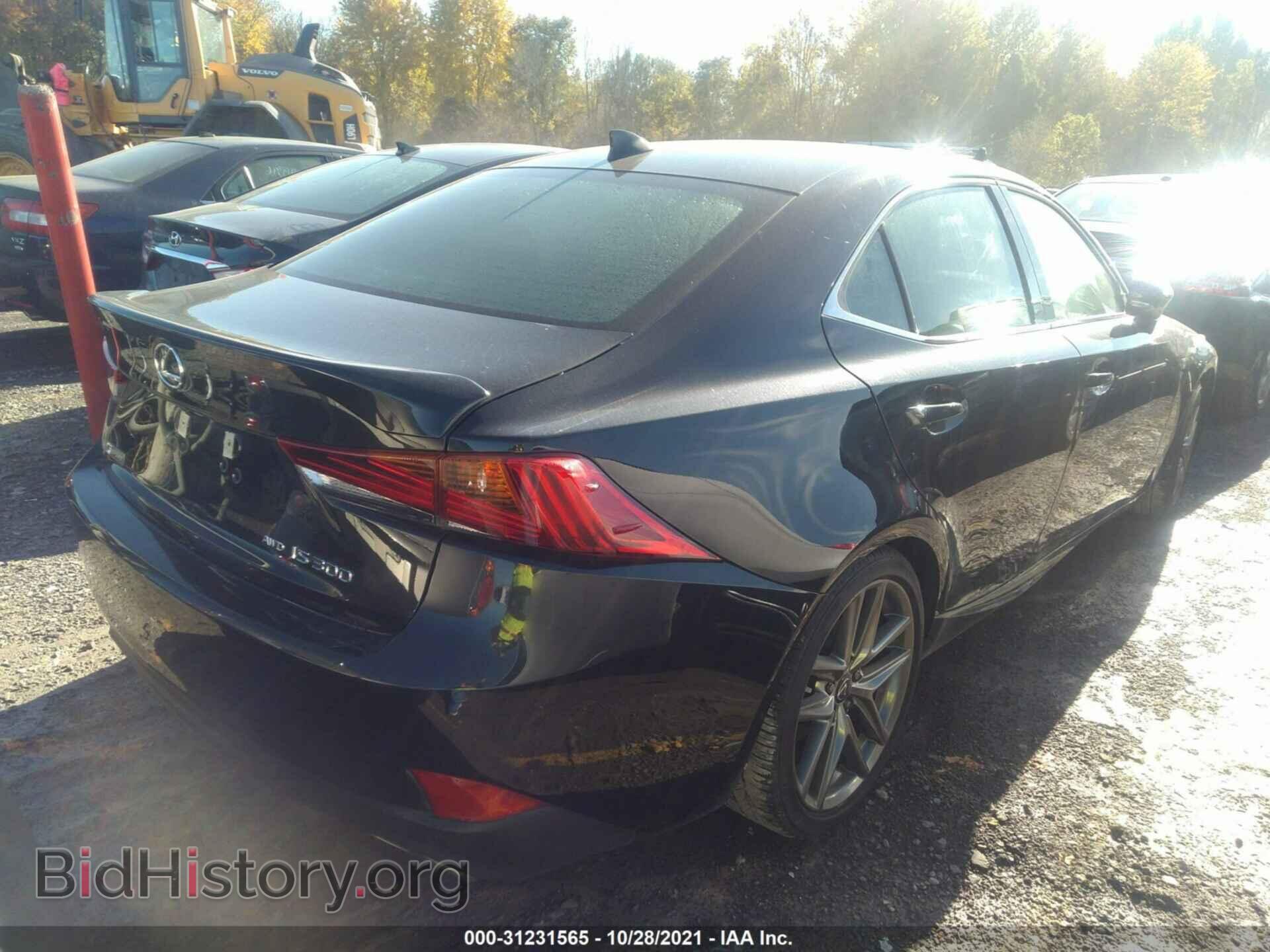 2019 LEXUS IS - VIN: JTHC81D28K5038359 - Фото 4