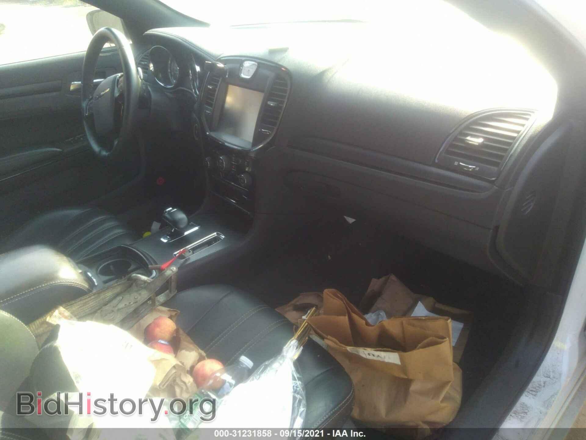 2014 CHRYSLER 300 - VIN: 2C3CCAGG0EH144541 - Photo 5