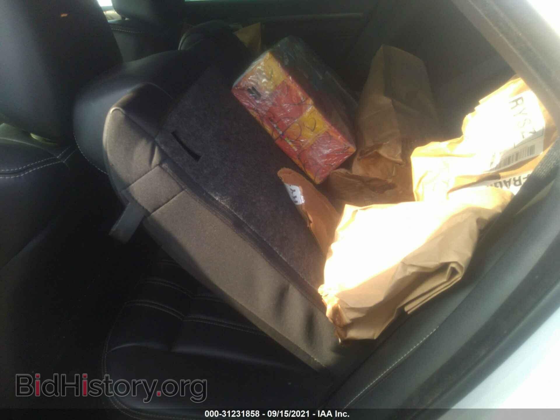 2014 CHRYSLER 300 - VIN: 2C3CCAGG0EH144541 - Photo 8