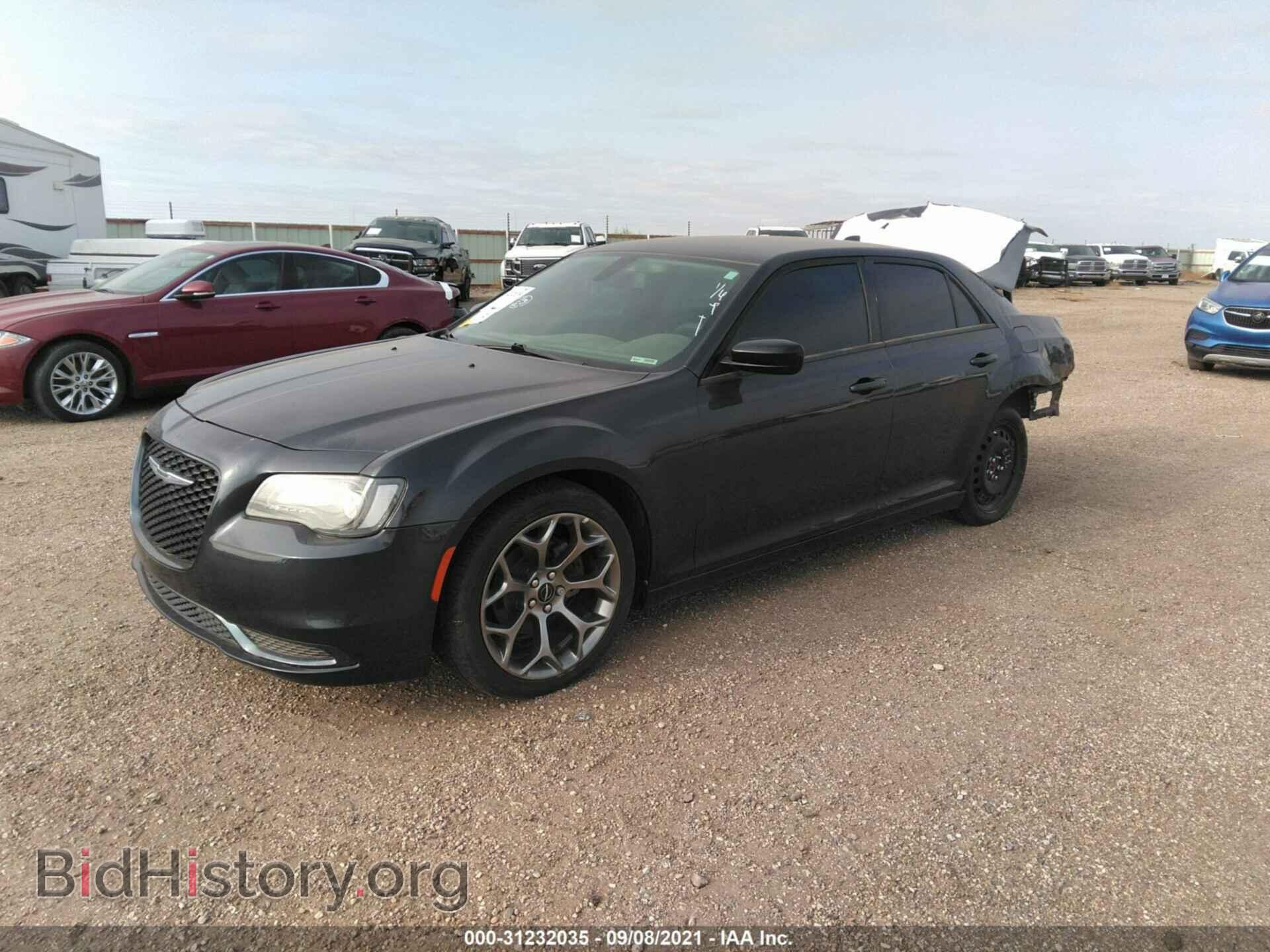 2018 CHRYSLER 300 - VIN: 2C3CCAAG4JH308201 - Фото 2
