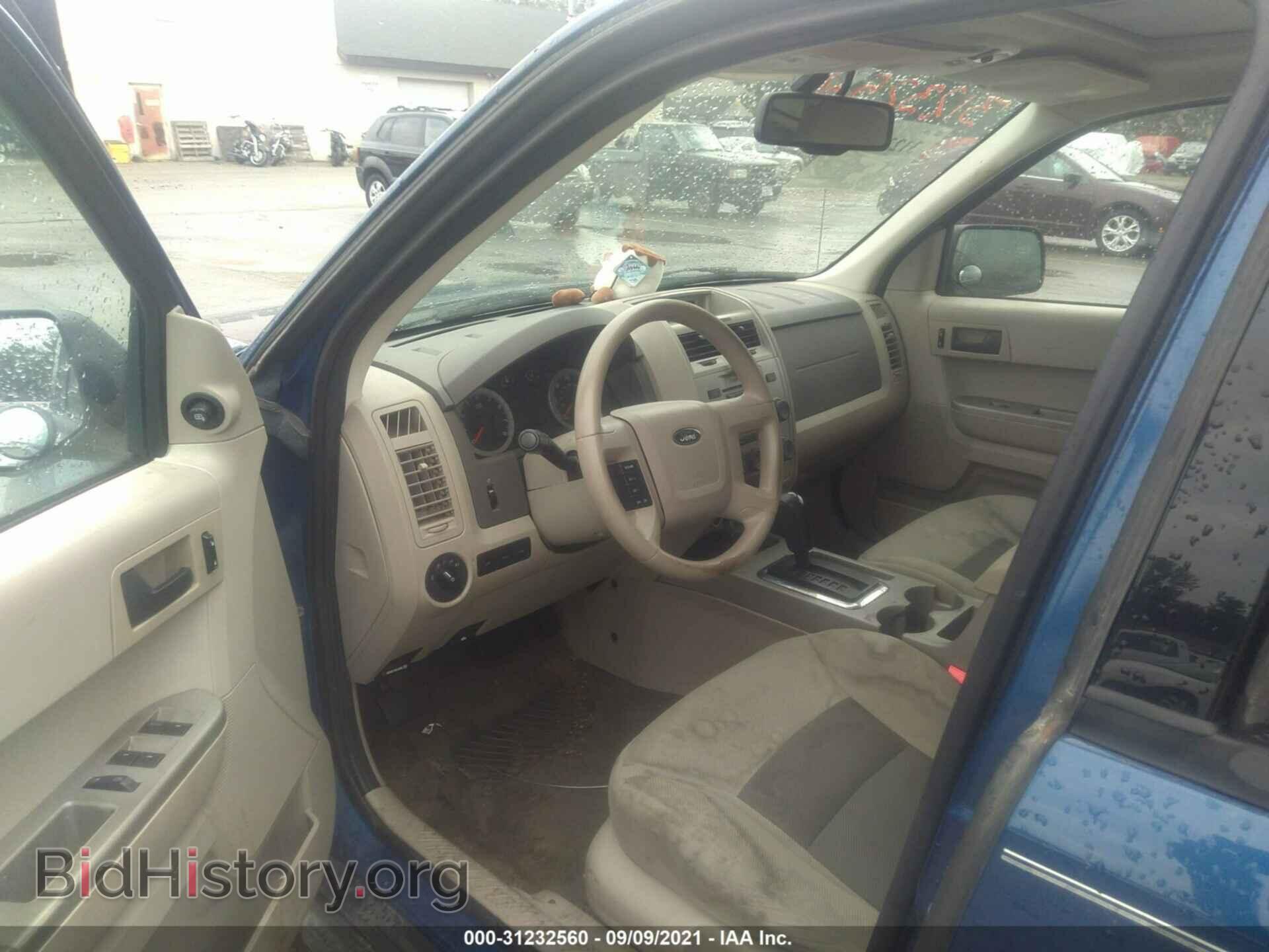 2008 FORD ESCAPE - VIN: 1FMCU93118KA51111 - Фото 5