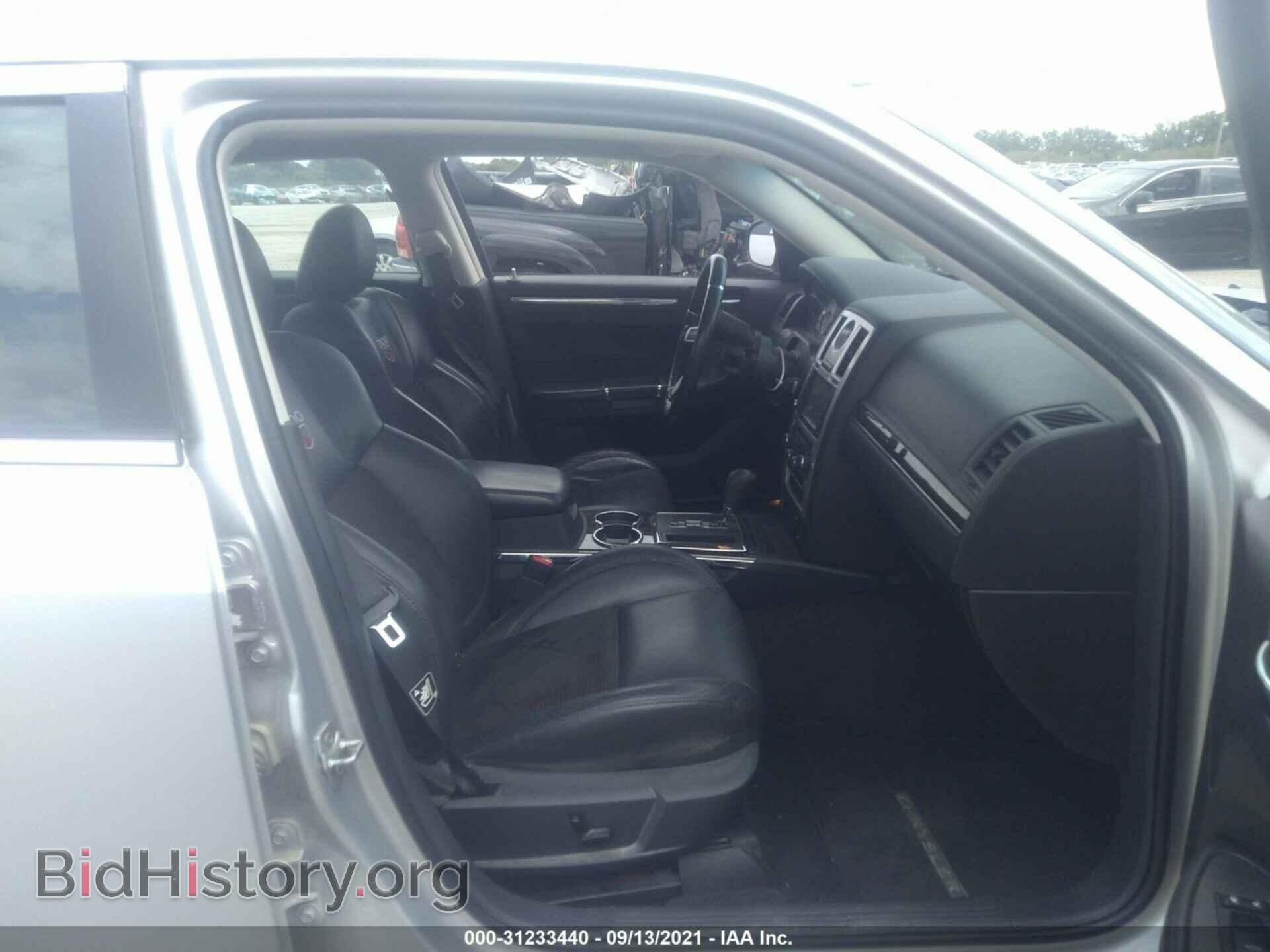 2010 CHRYSLER 300 - VIN: 2C3CA2CV1AH262155 - Фото 5