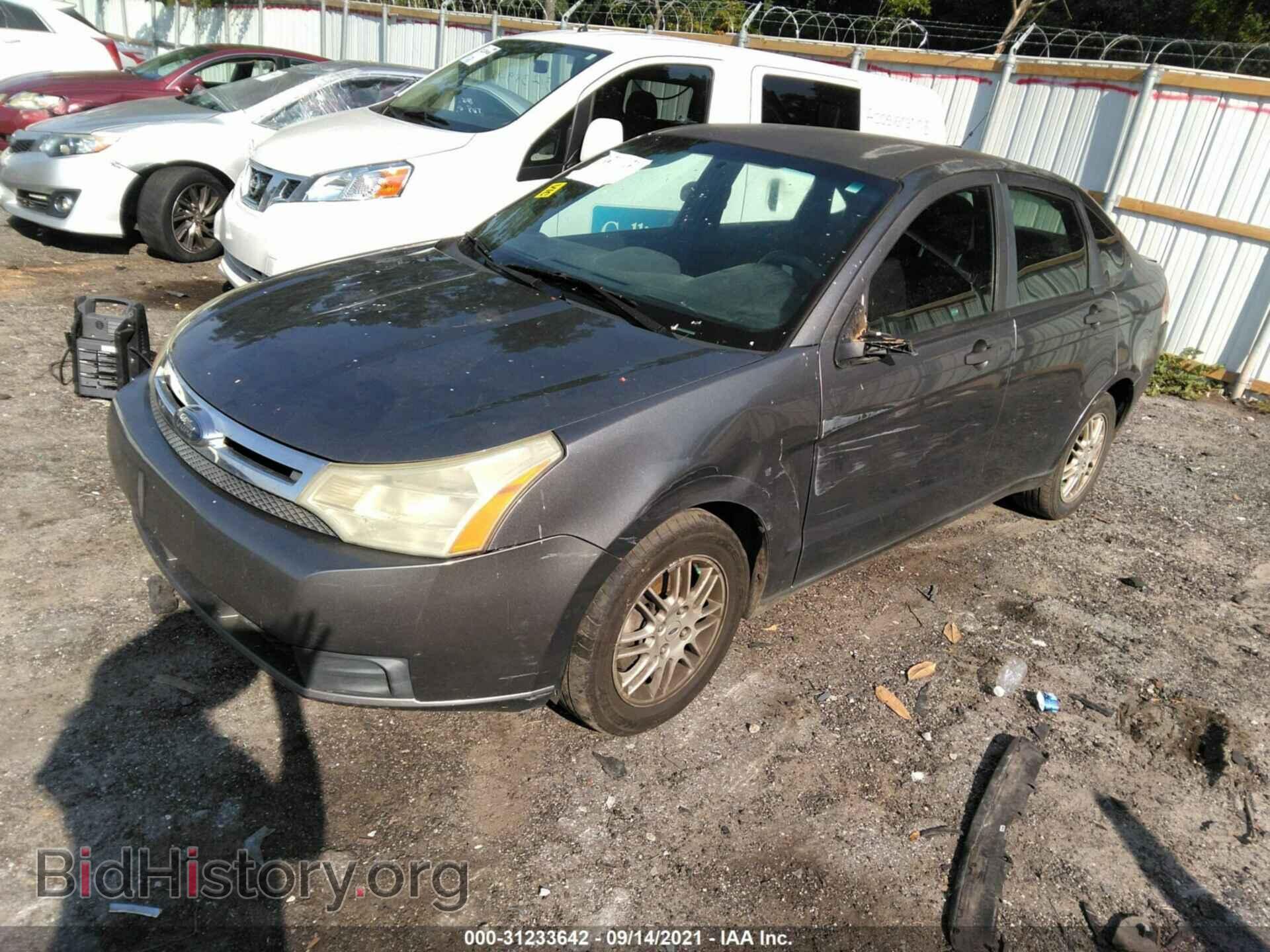 2010 FORD FOCUS - VIN: 1FAHP3FNXAW124932 - Фото 2