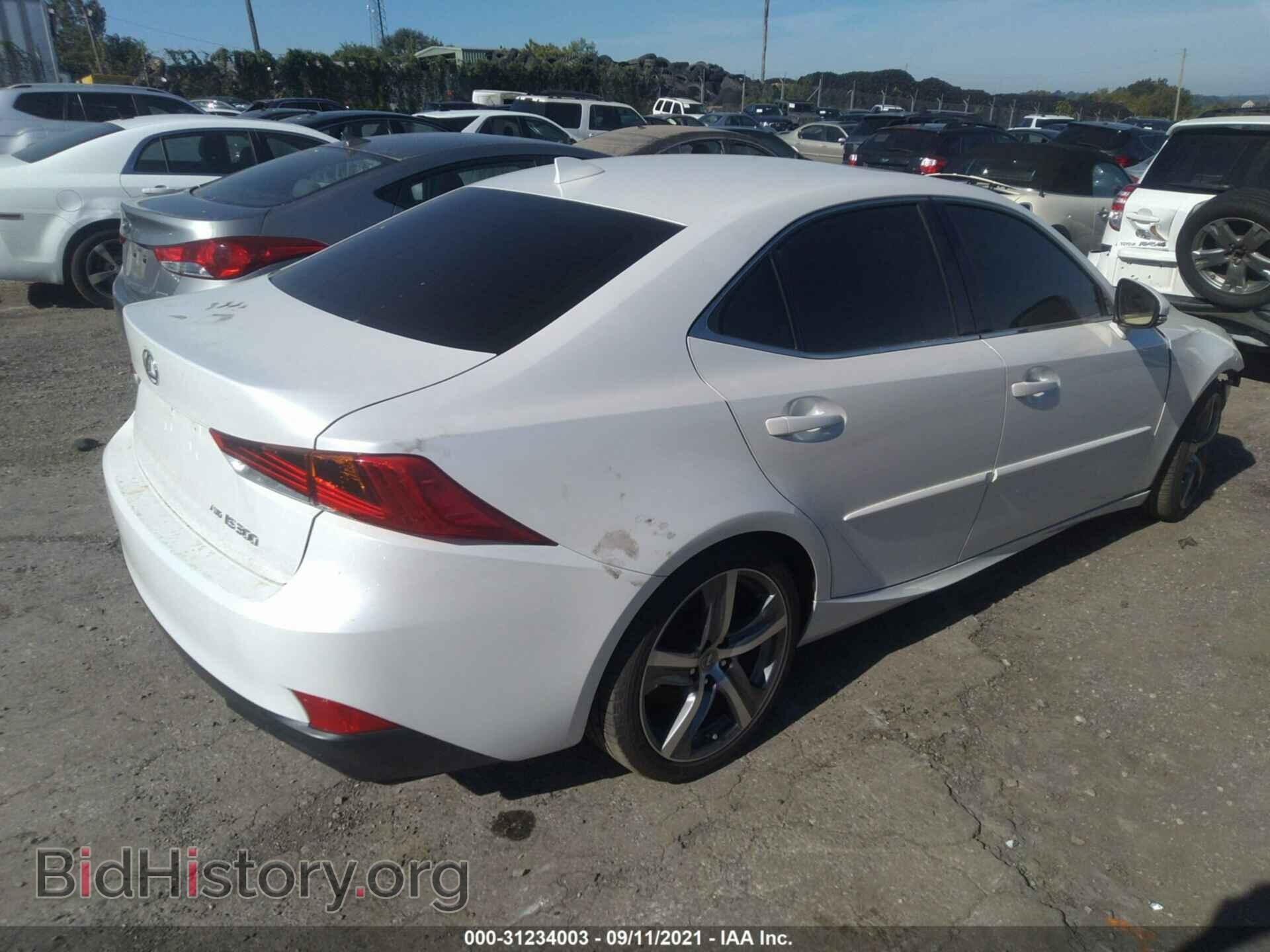 2018 LEXUS IS - VIN: JTHC81D26J5029190 - Фото 4